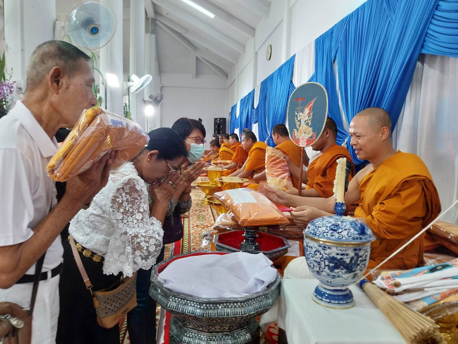 ภาพร่วมพิธีกรรมวัดหนองแขมพัฒนา