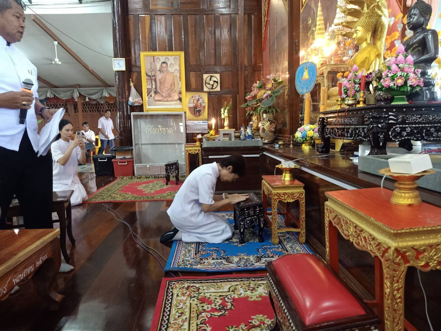 ภาพร่วมพิธีกรรมวัดโพธิ์ศรีเจริญ