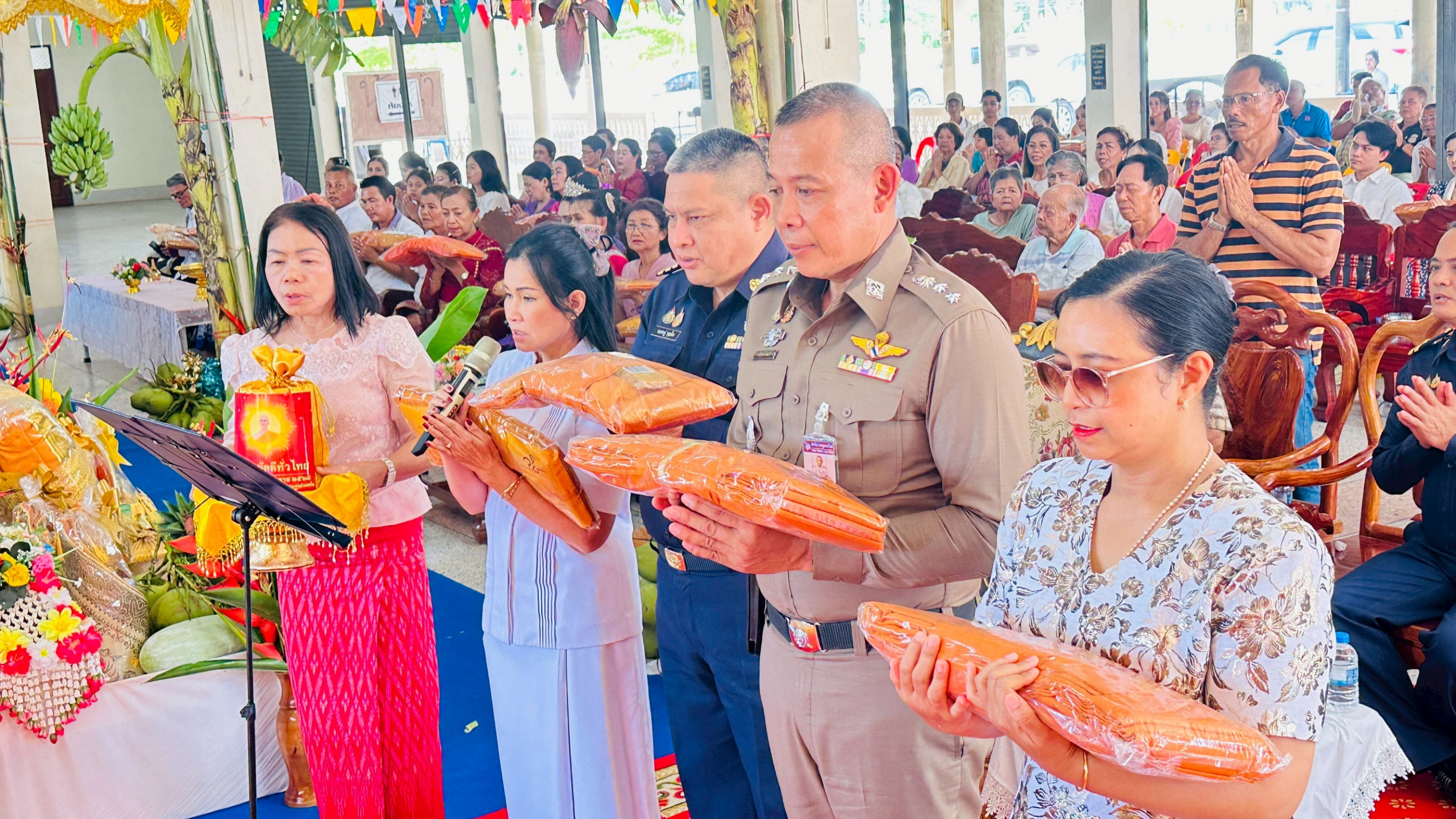 ภาพกล่าวคำถวายกฐินวัดแหลมไผ่