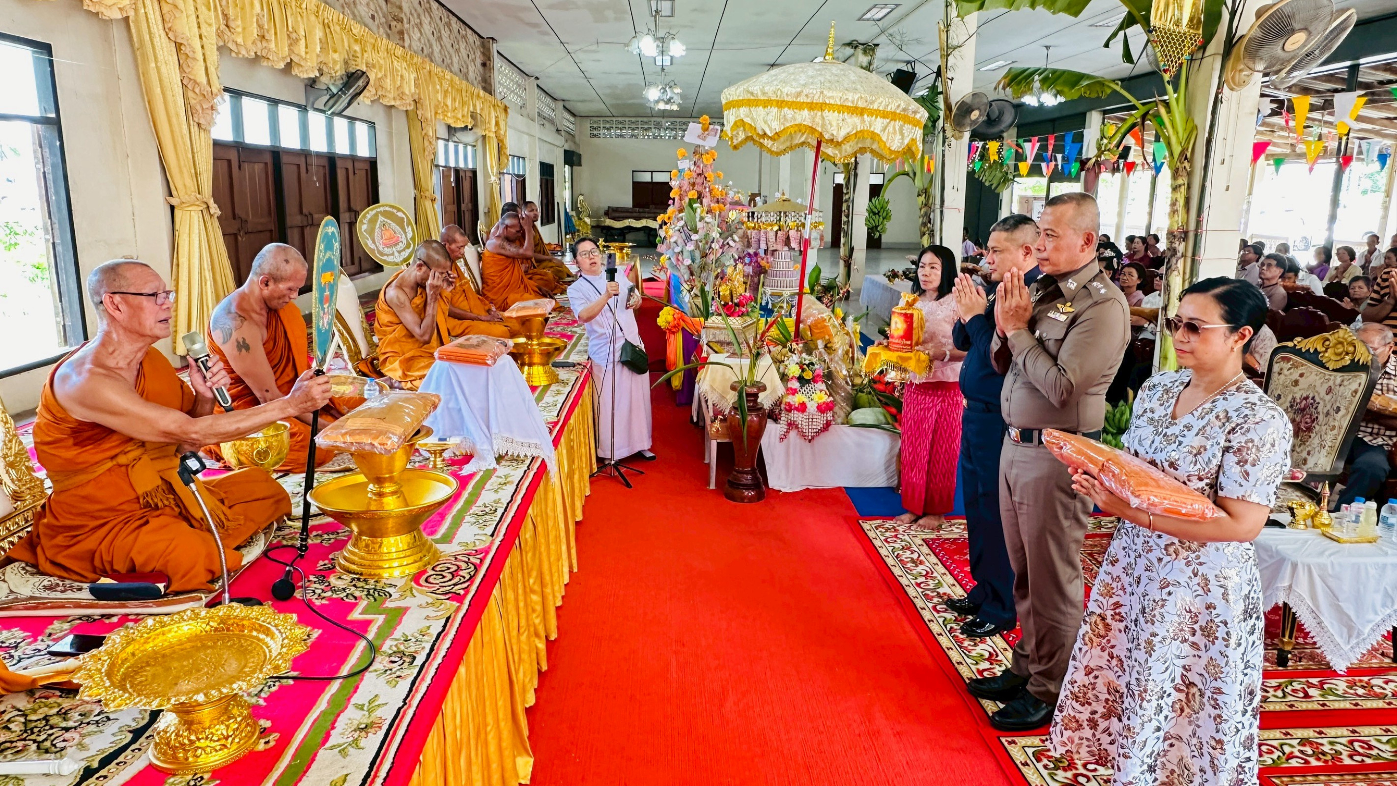 ภาพร่วมพิธีกรรมวัดแหลมไผ่