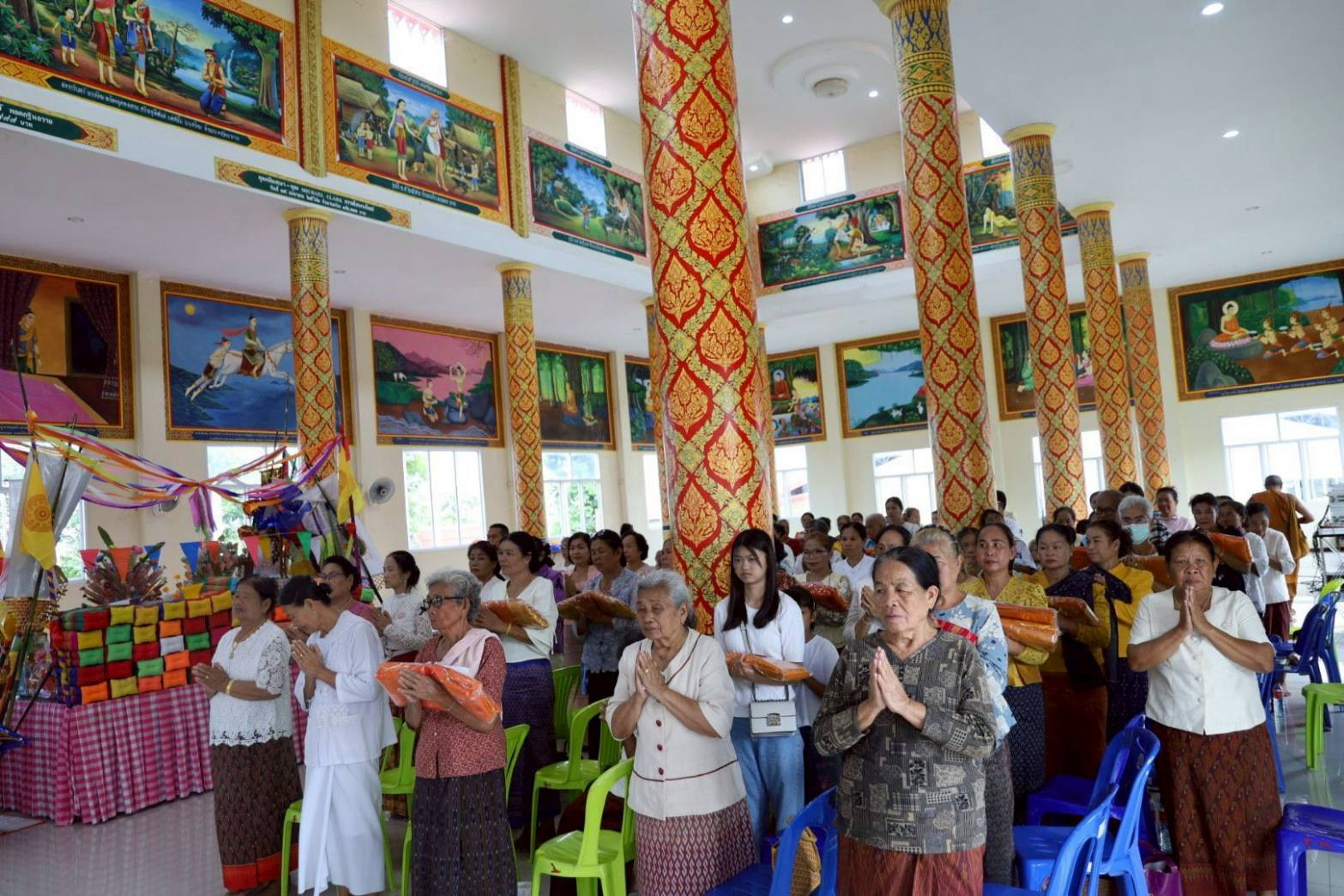 ภาพร่วมพิธีกรรมวัดตลาดไทรเก่า