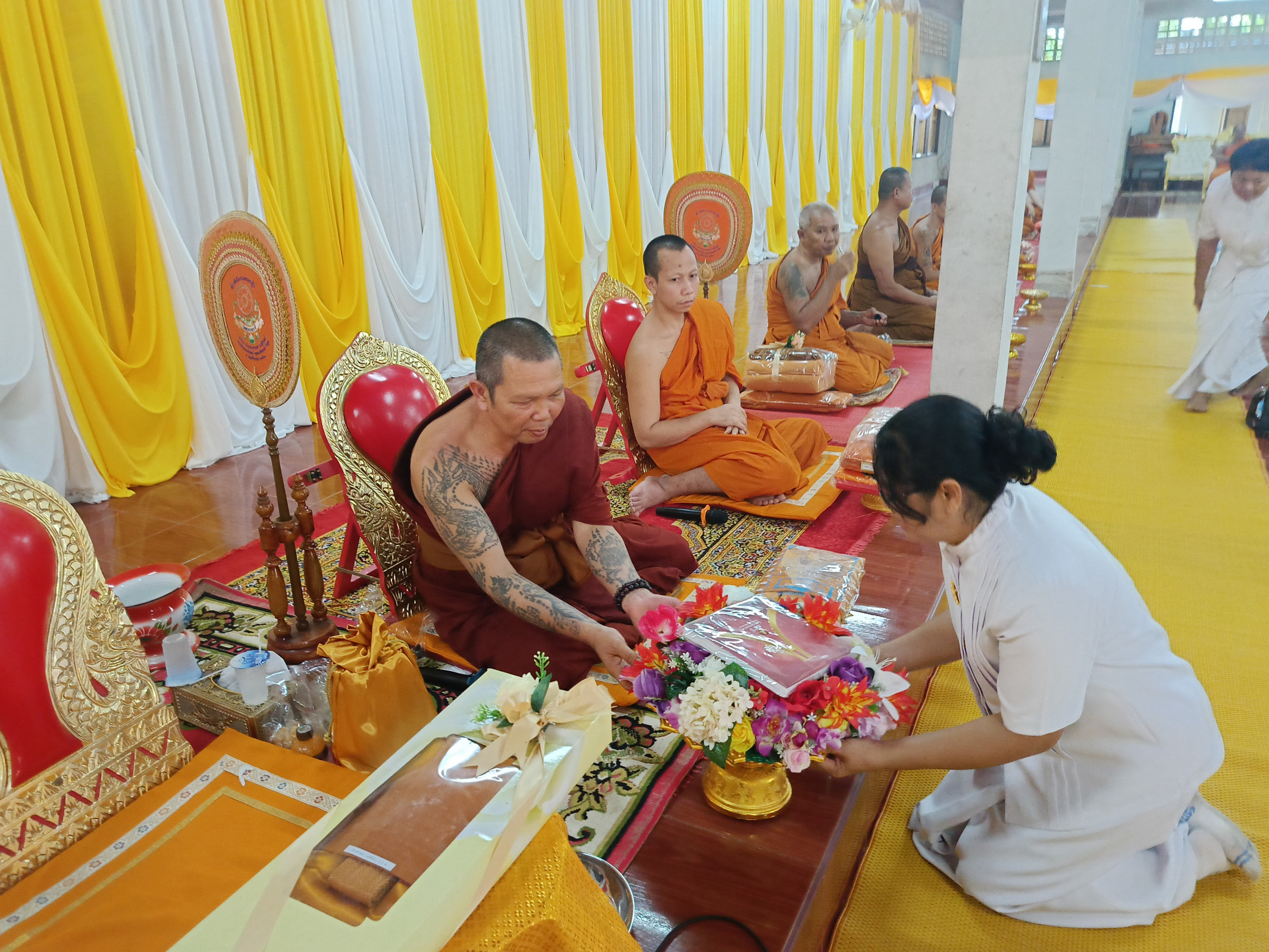 ภาพร่วมพิธีกรรมวัดสุวรรณวารี