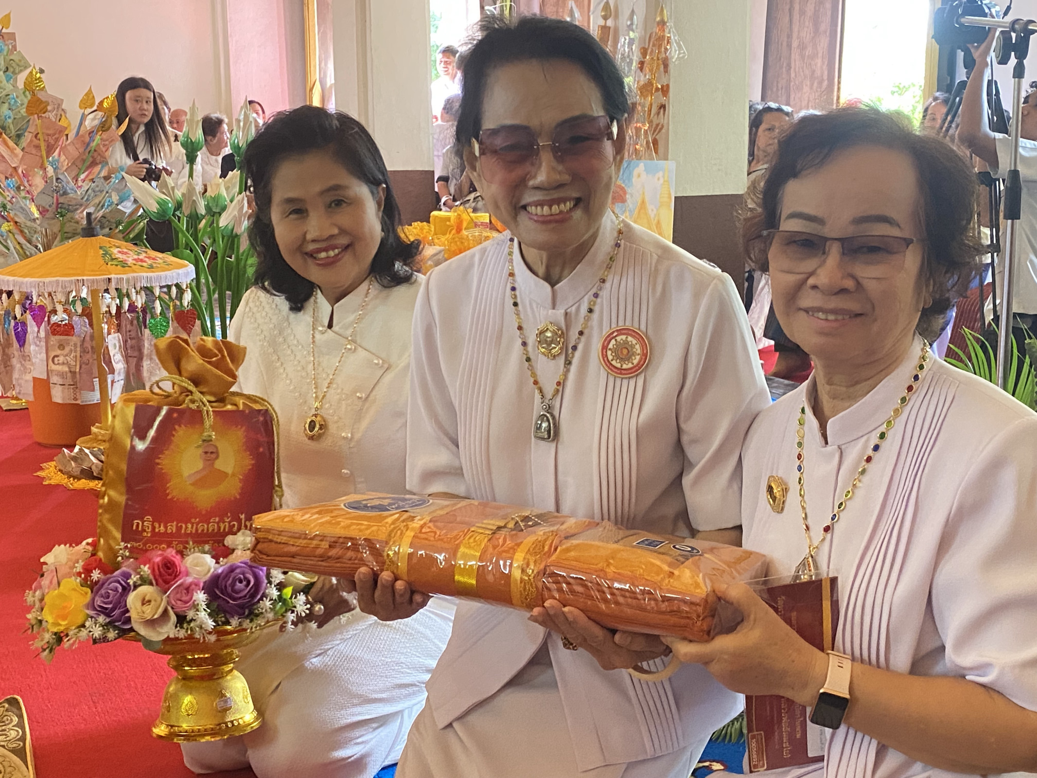 ภาพร่วมพิธีกรรมวัดจุมพลสุทธาวาส