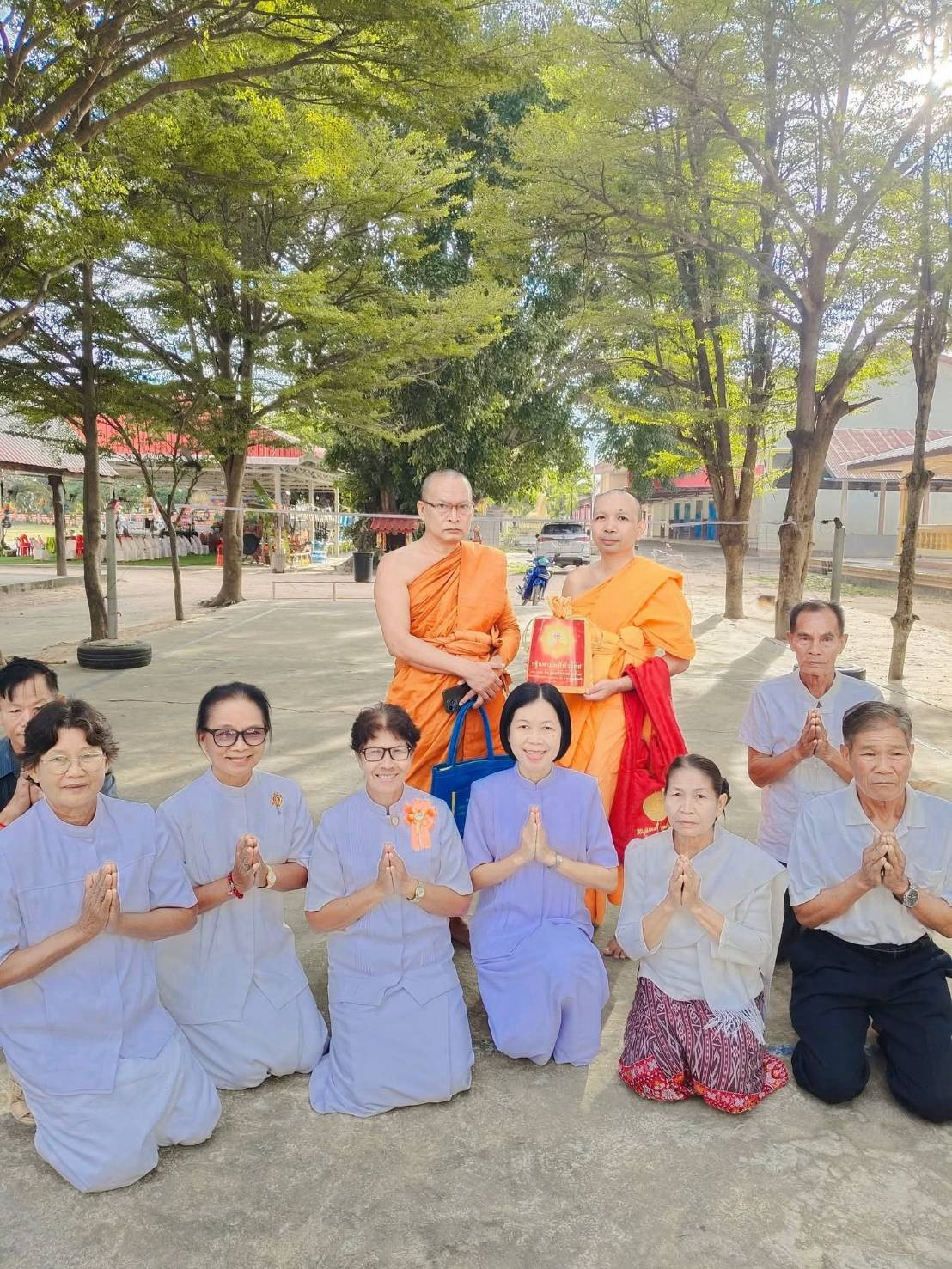 ภาพร่วมพิธีกรรมวัดบ้านยางเครือ