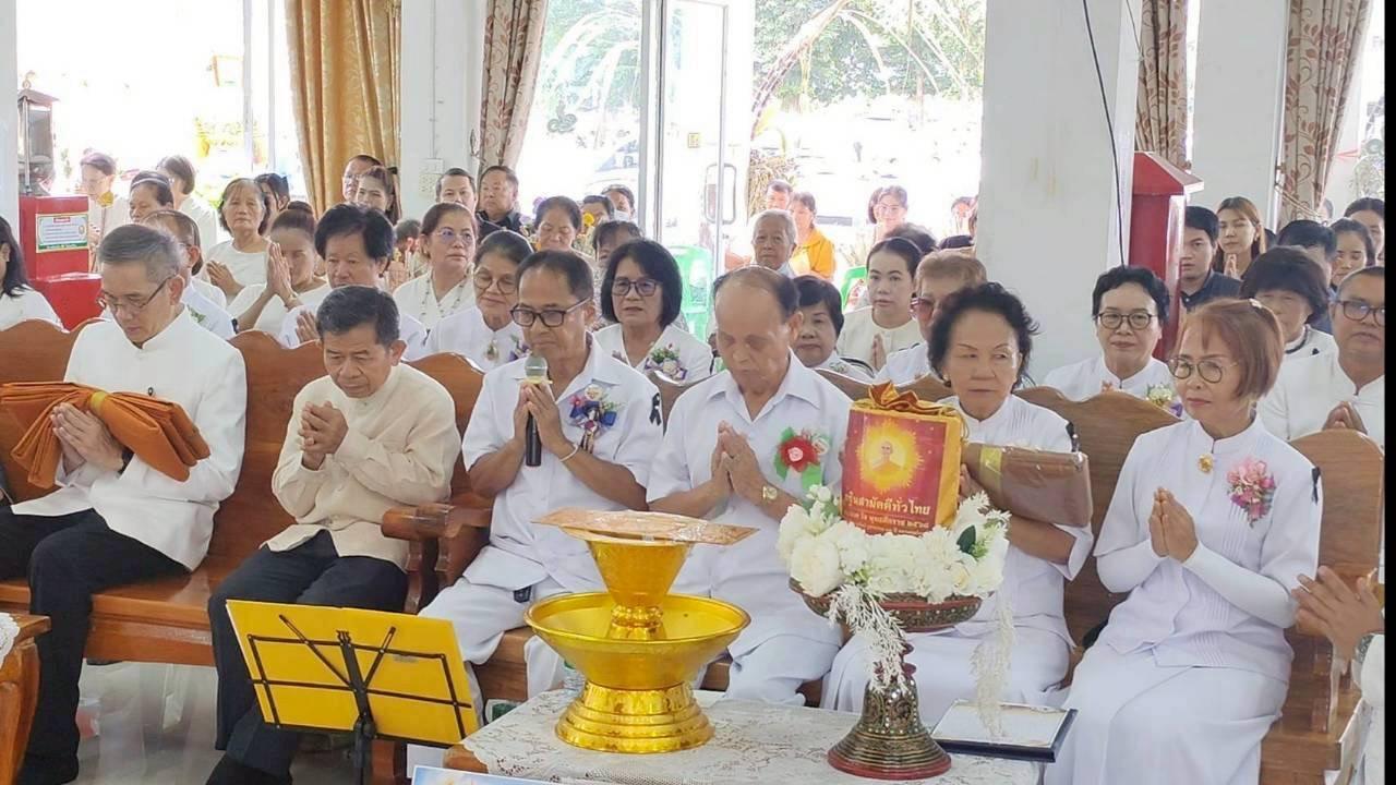 ภาพร่วมพิธีกรรมวัดสันตยาวาส