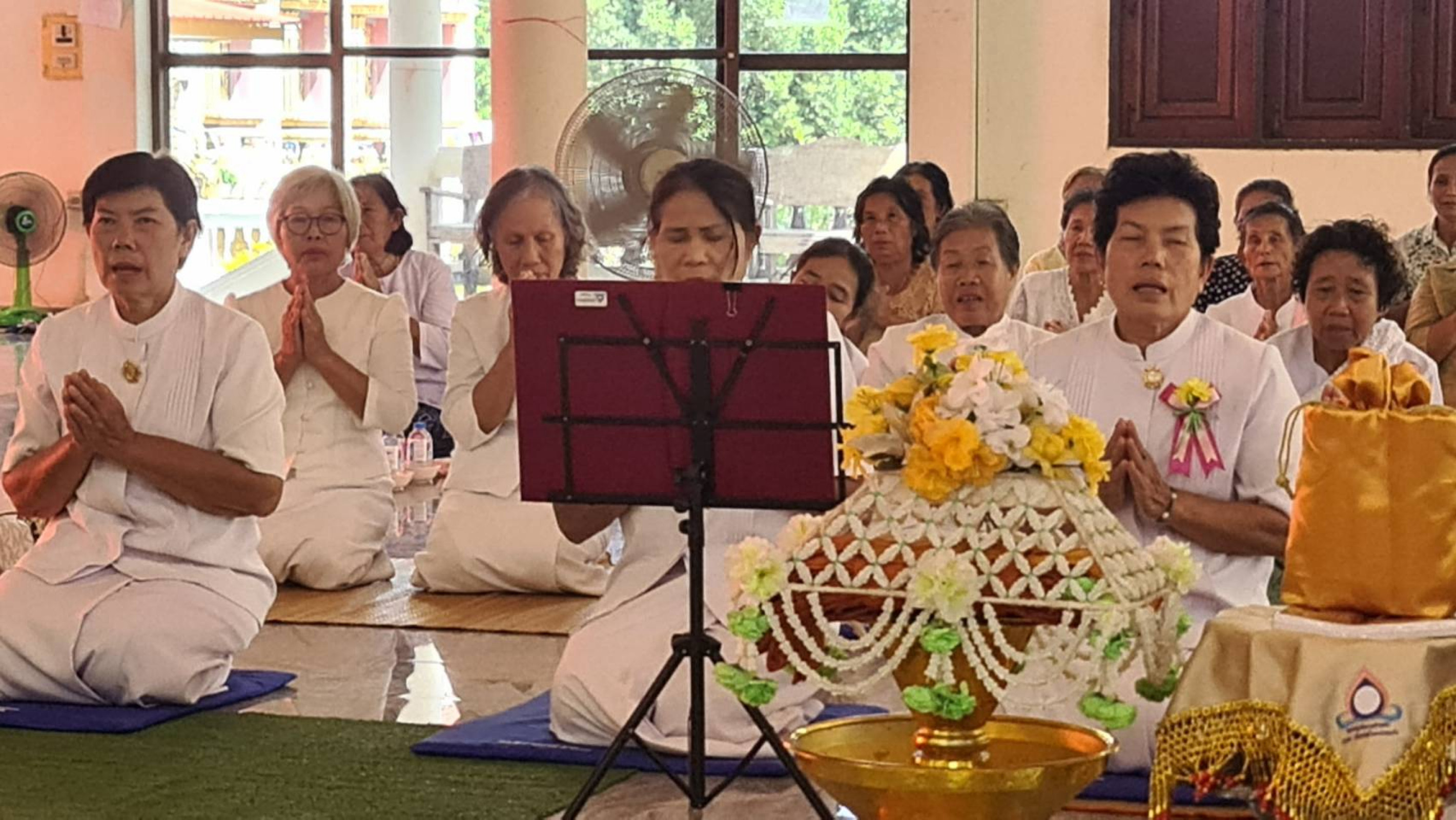 ภาพกล่าวคำถวายกฐินวัดโพธิ์ชัย