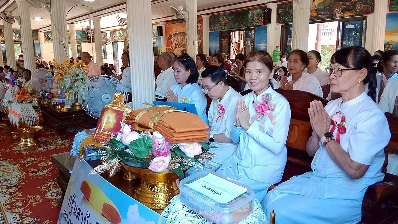 ภาพร่วมพิธีกรรมวัดบ้านงัวบา