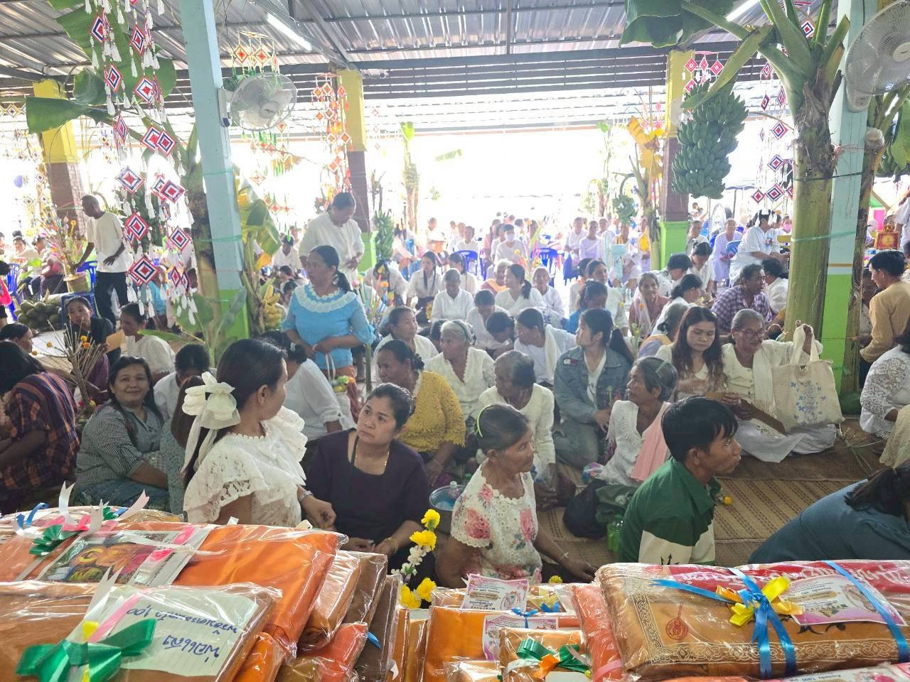 ภาพร่วมพิธีกรรมวัดบ้านดอนพยอม