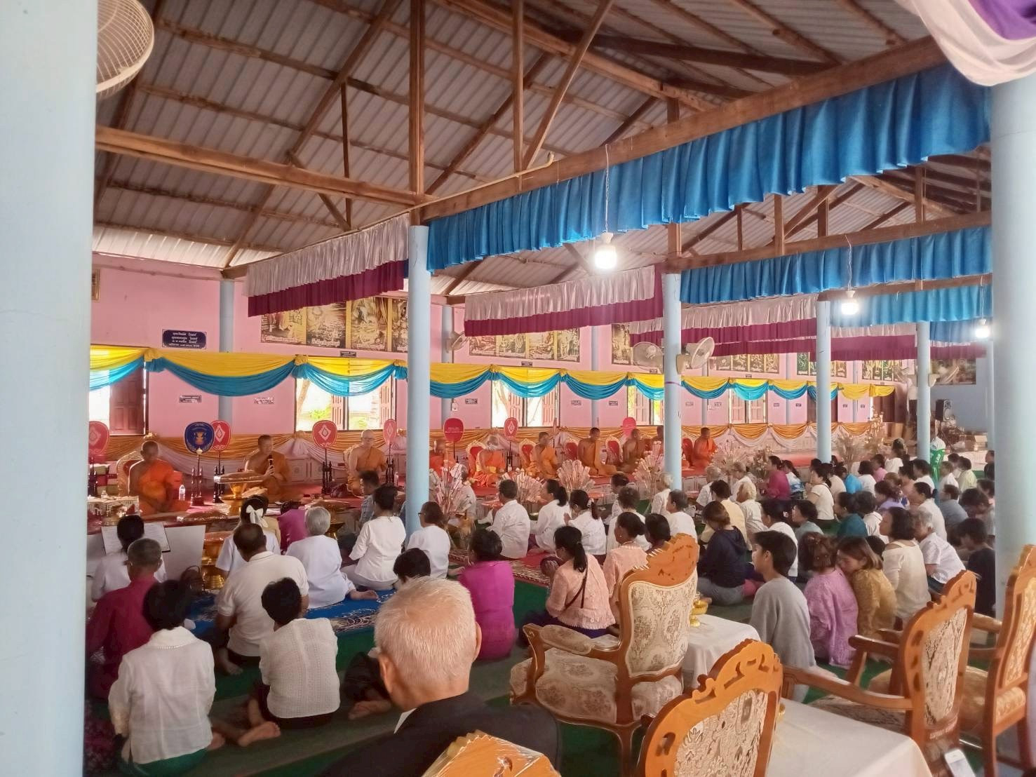 ภาพร่วมพิธีกรรมวัดหัวหนอง