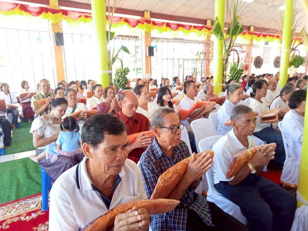 ภาพร่วมพิธีกรรมวัดสุวรรณาวาส