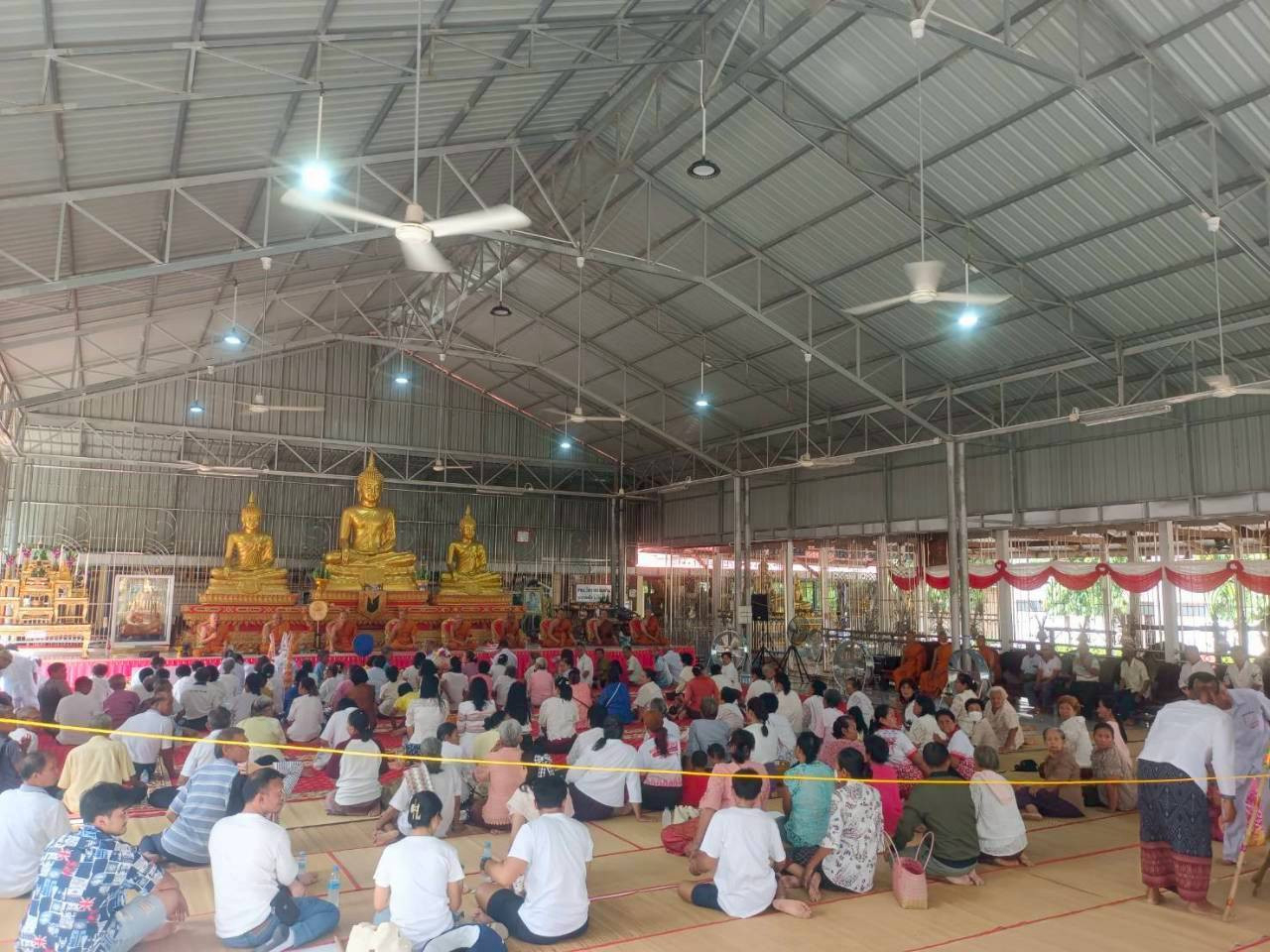 ภาพร่วมพิธีกรรมวัดสุวรรณาราม