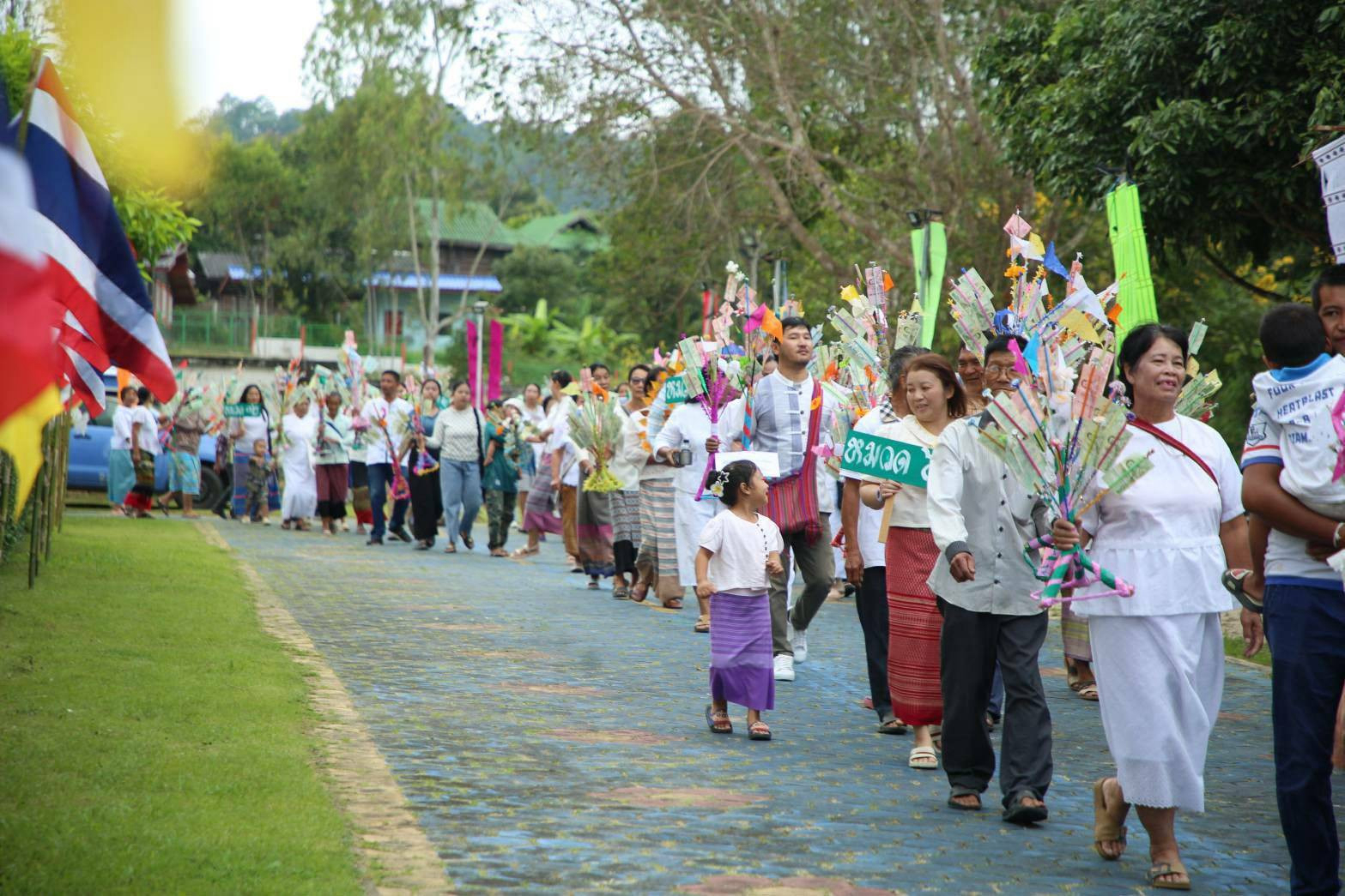 ภาพร่วมพิธีกรรมวัดยางเปียง