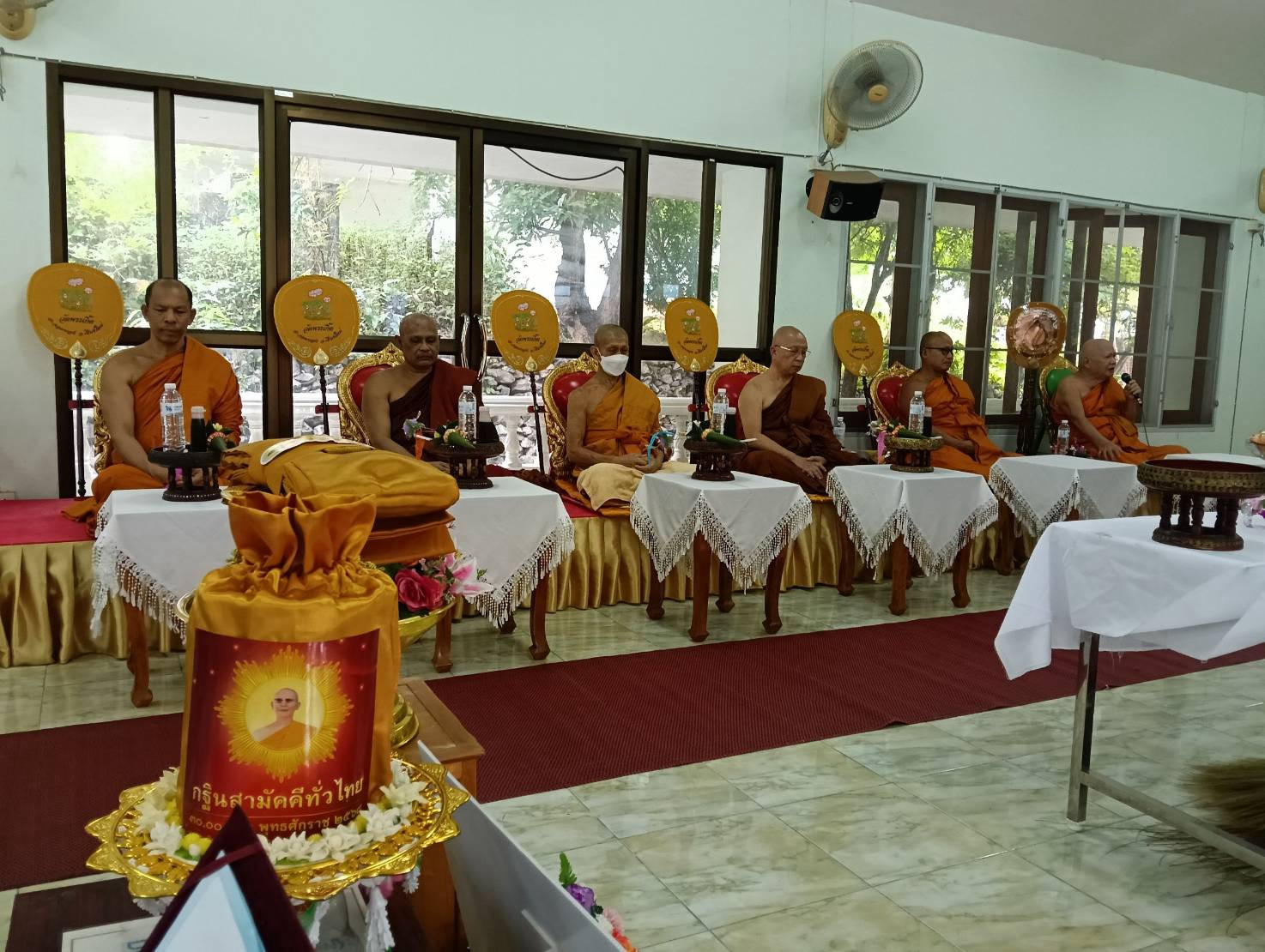 ภาพร่วมพิธีกรรมวัดพระเกิ๊ด