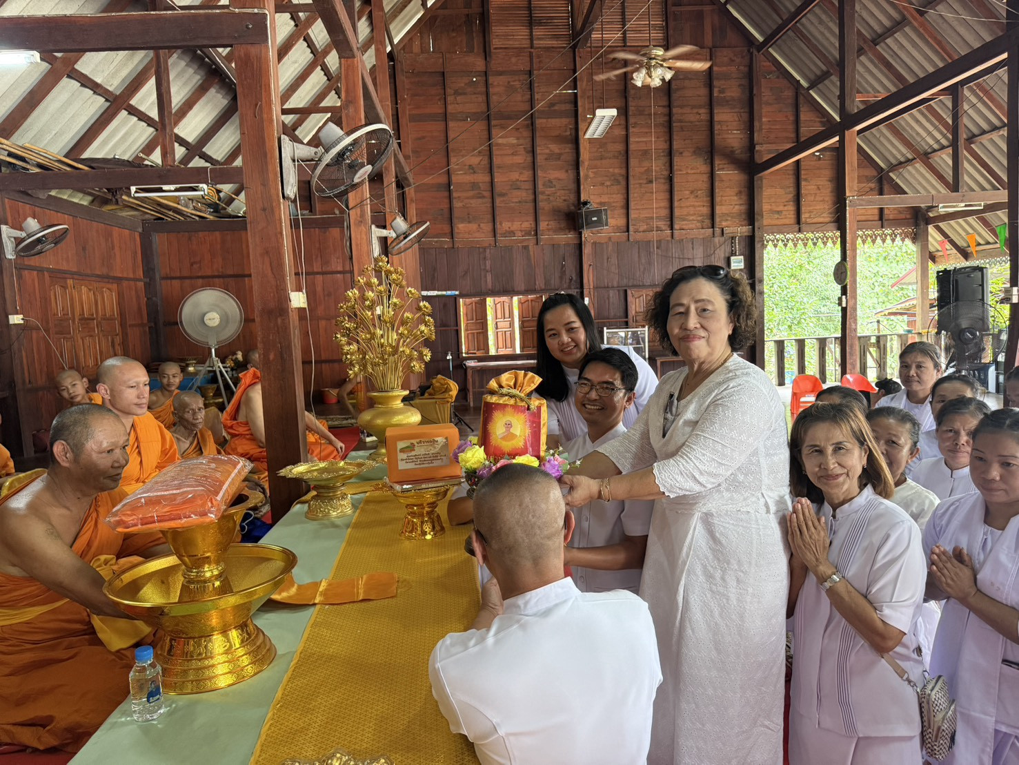 ภาพร่วมพิธีกรรมวัดธรรมจาริกแม่ต้อบเหนือ