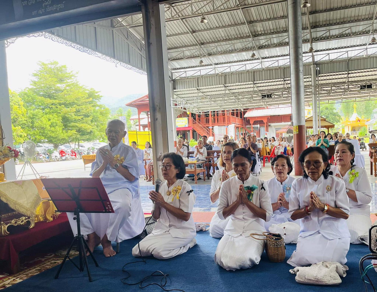 ภาพกล่าวคำถวายกฐินวัดอมราวาส