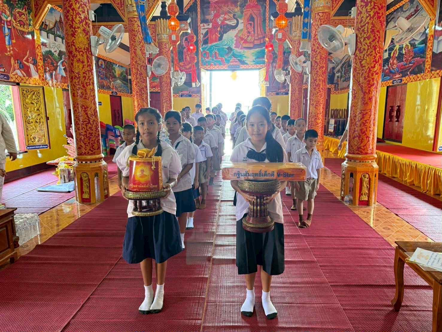 ภาพร่วมพิธีกรรมวัดดอยแดน