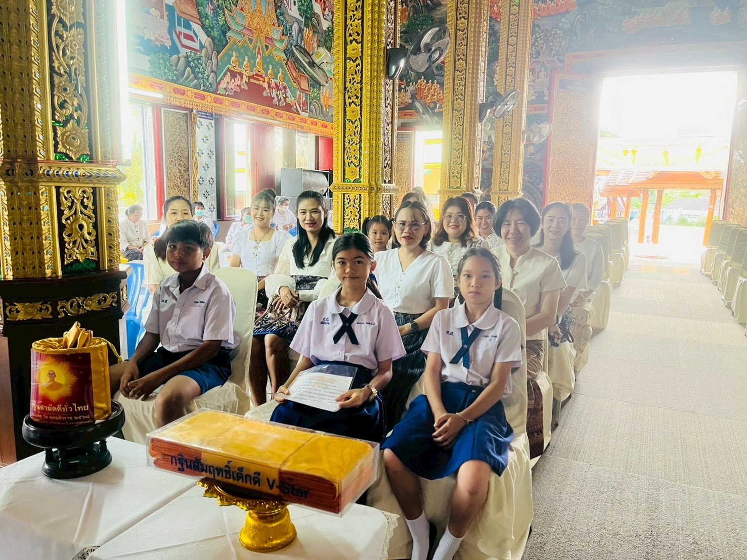 ภาพร่วมพิธีกรรมวัดสันป่าสัก