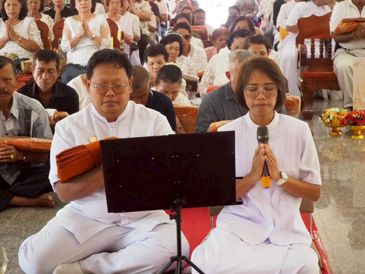 ภาพกล่าวคำถวายกฐินวัดอุไดเจริญ