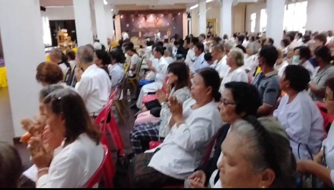 ภาพร่วมพิธีกรรมวัดอิสาน