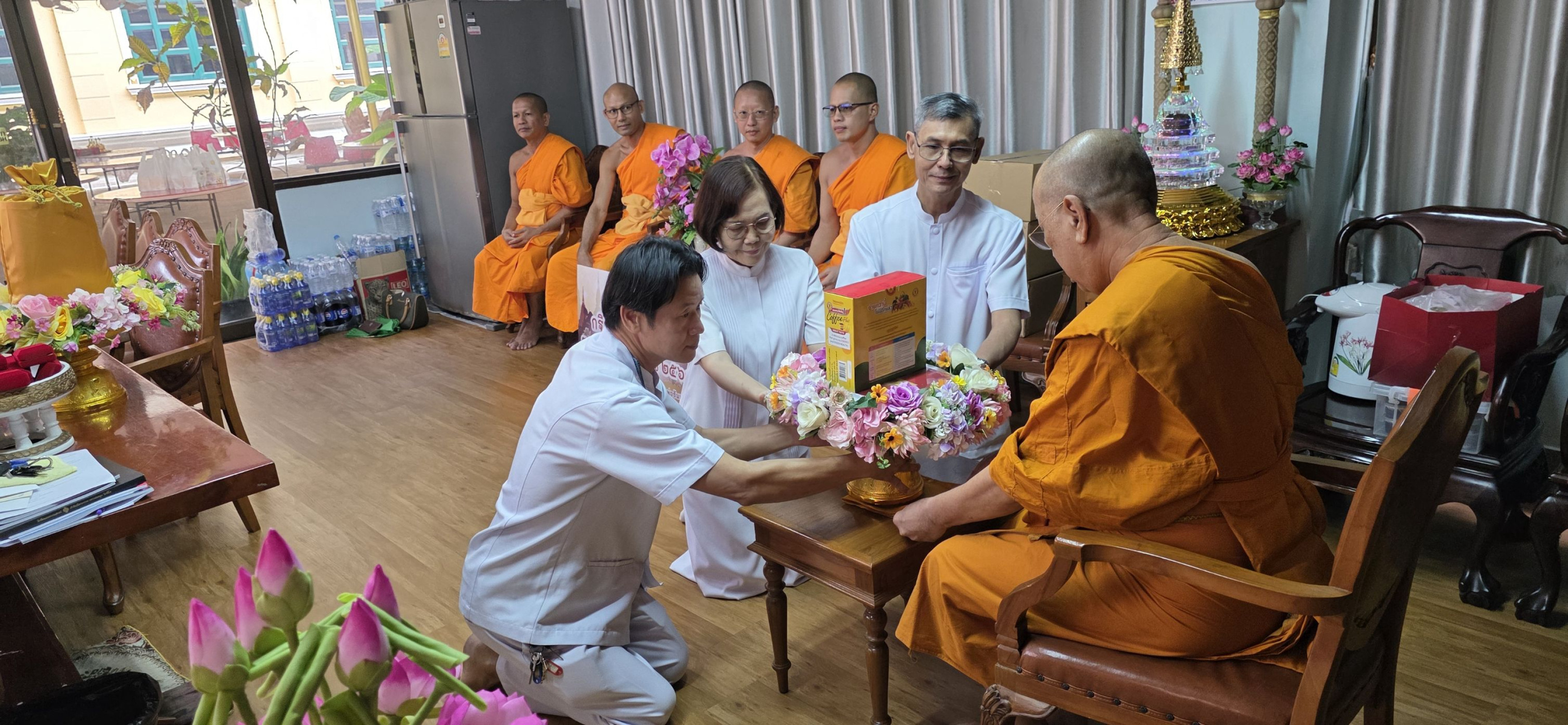 ภาพกล่าวคำถวายกฐินวัดกษัตราธิราช