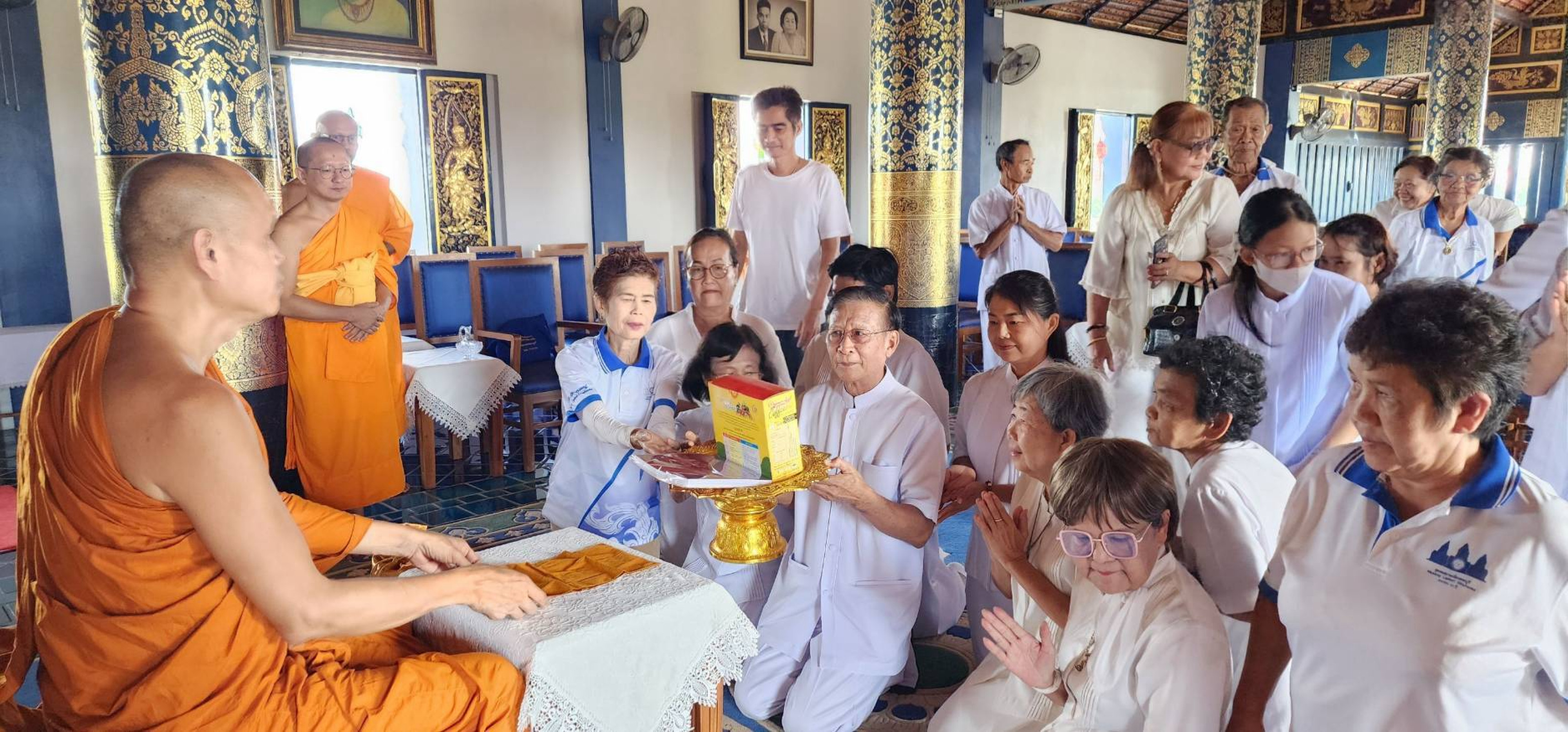 ภาพกล่าวคำถวายกฐินวัดพระนางจามเทวี