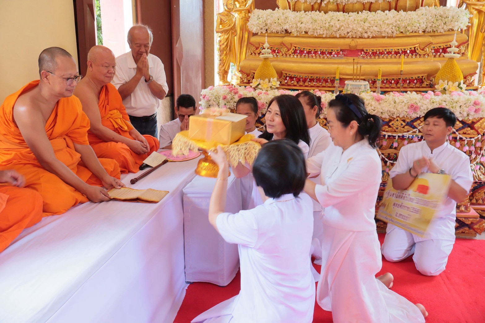 ภาพกล่าวคำถวายกฐินวัดมงคลชัยพัฒนา