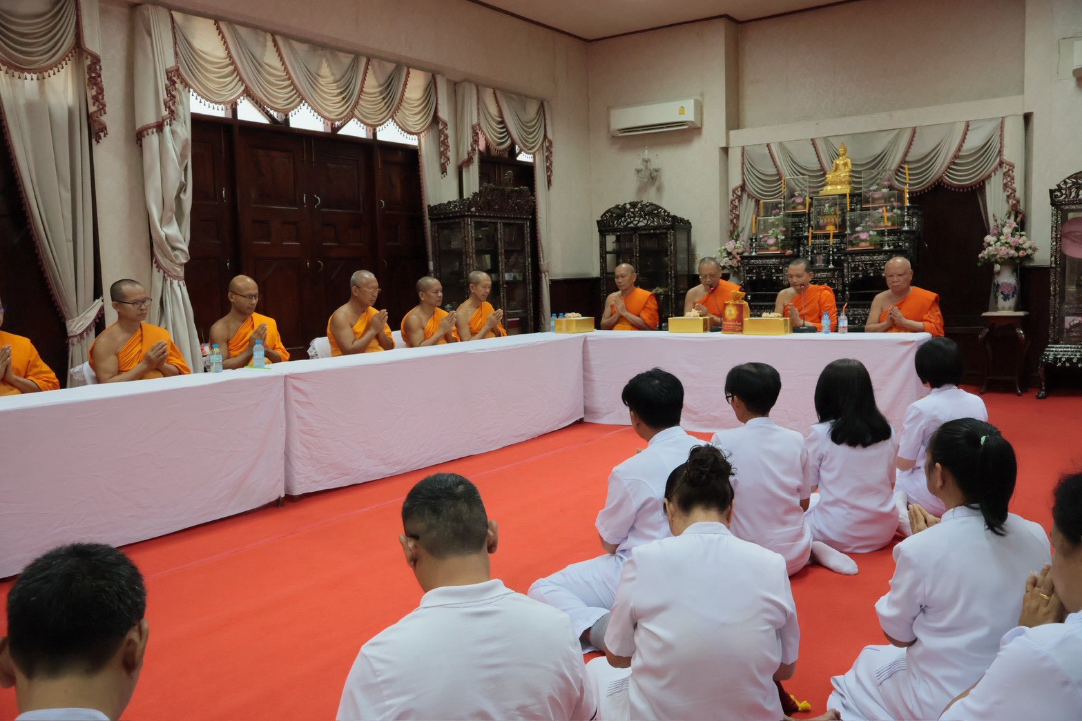 ภาพกล่าวคำถวายกฐินวัดพระพุทธบาท