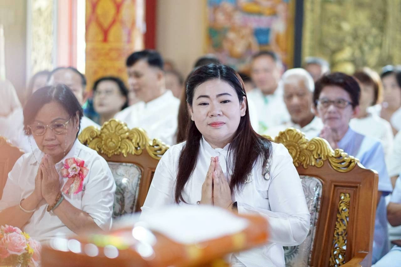 ภาพร่วมพิธีกรรมวัดแม่ผาแหน