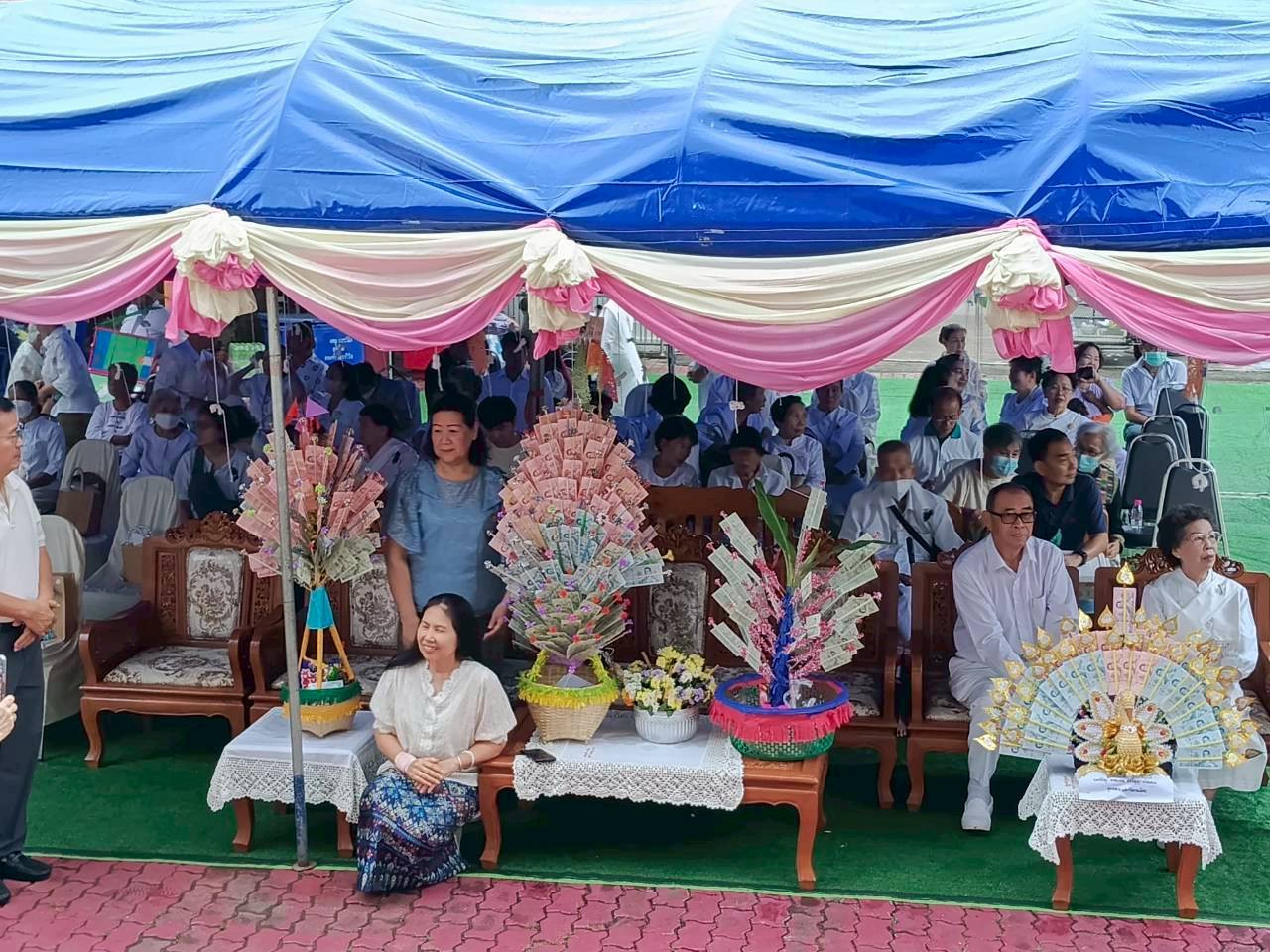 ภาพร่วมพิธีกรรมวัดดวงดี