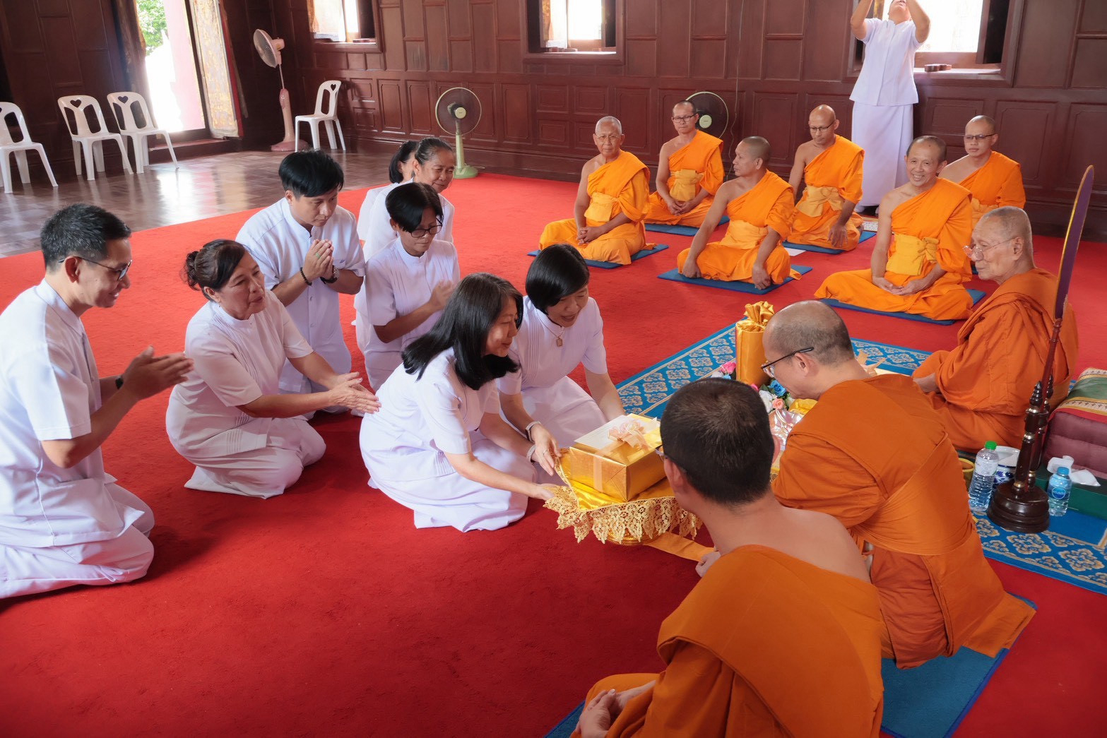 ภาพร่วมพิธีกรรมวัดศรีบุรีรตนาราม