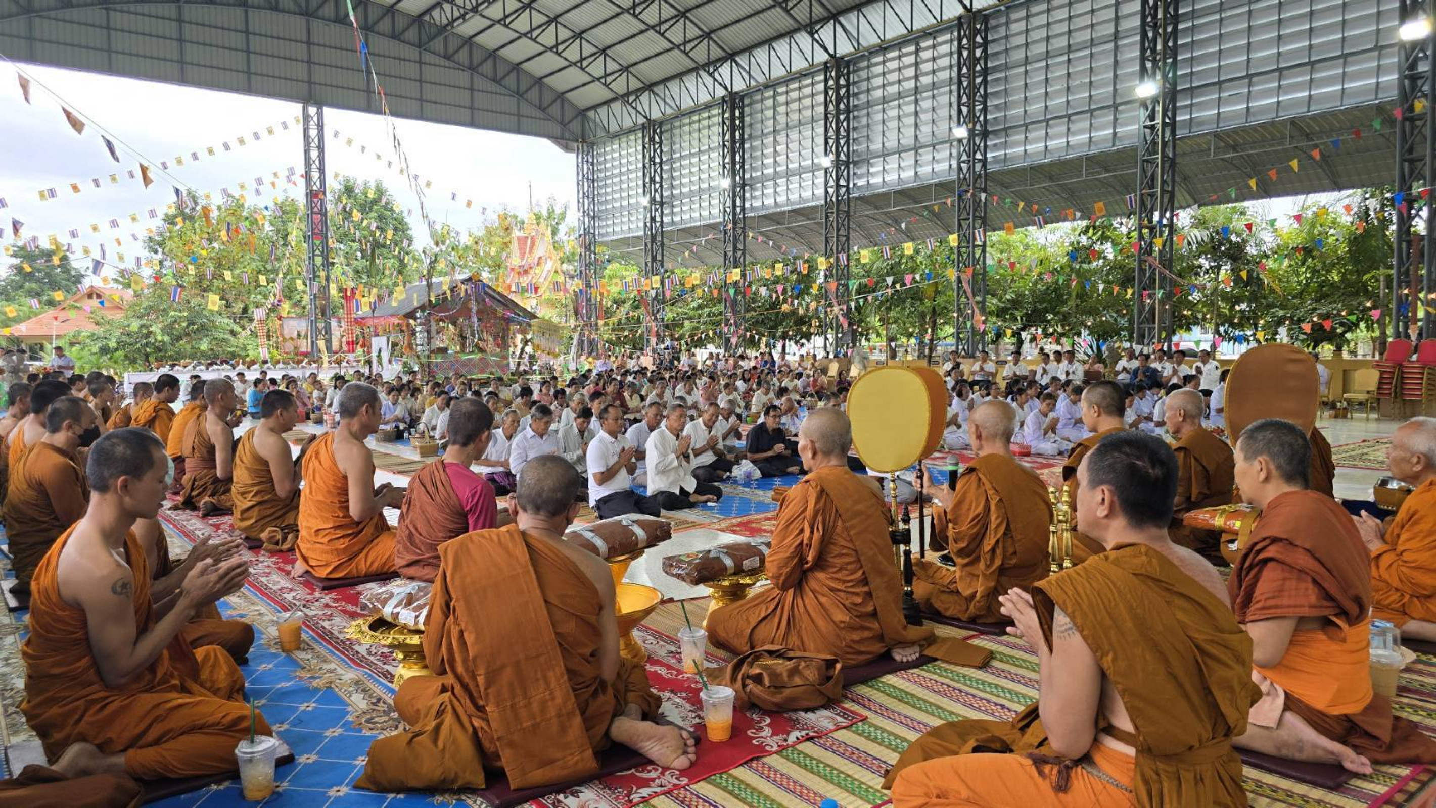 ภาพร่วมพิธีกรรมวัดศรีบุญเรืองบุตราราม
