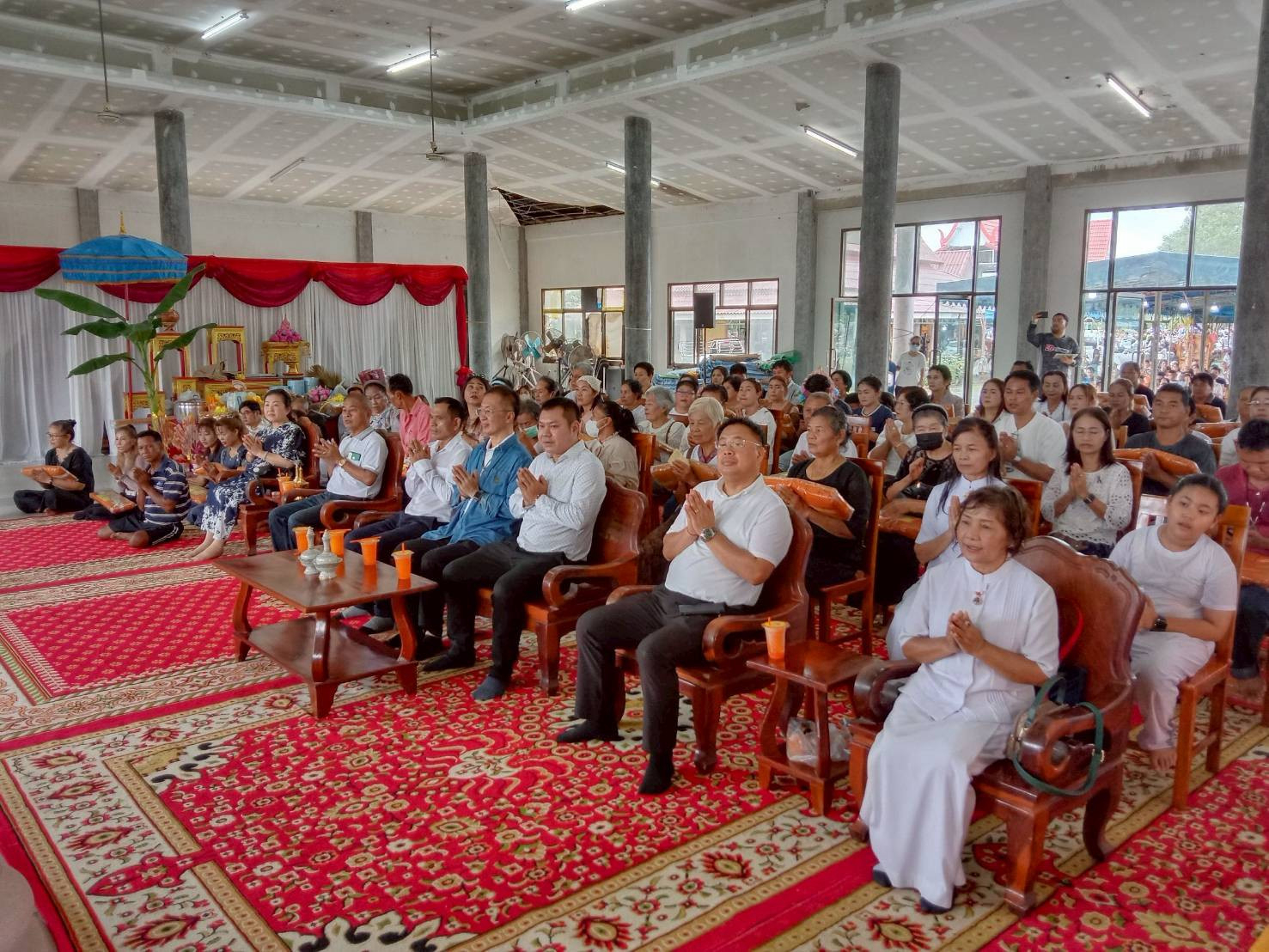 ภาพร่วมพิธีกรรมวัดอีแงว(สามัคคีธรรม)