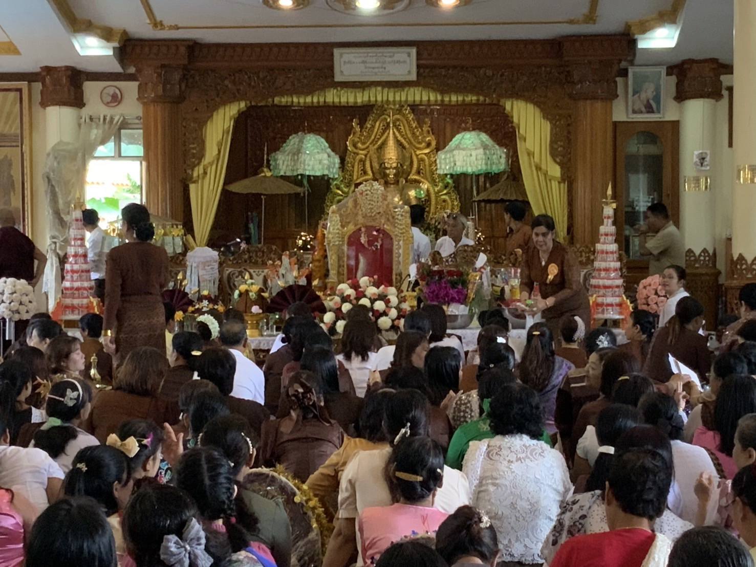 ภาพร่วมพิธีกรรมที่พักสงฆ์ไน๊บาเอ้