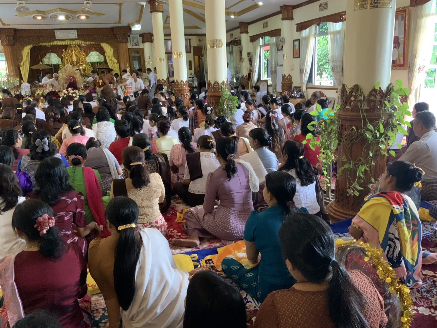 ภาพร่วมพิธีกรรมที่พักสงฆ์เชวปีต้า