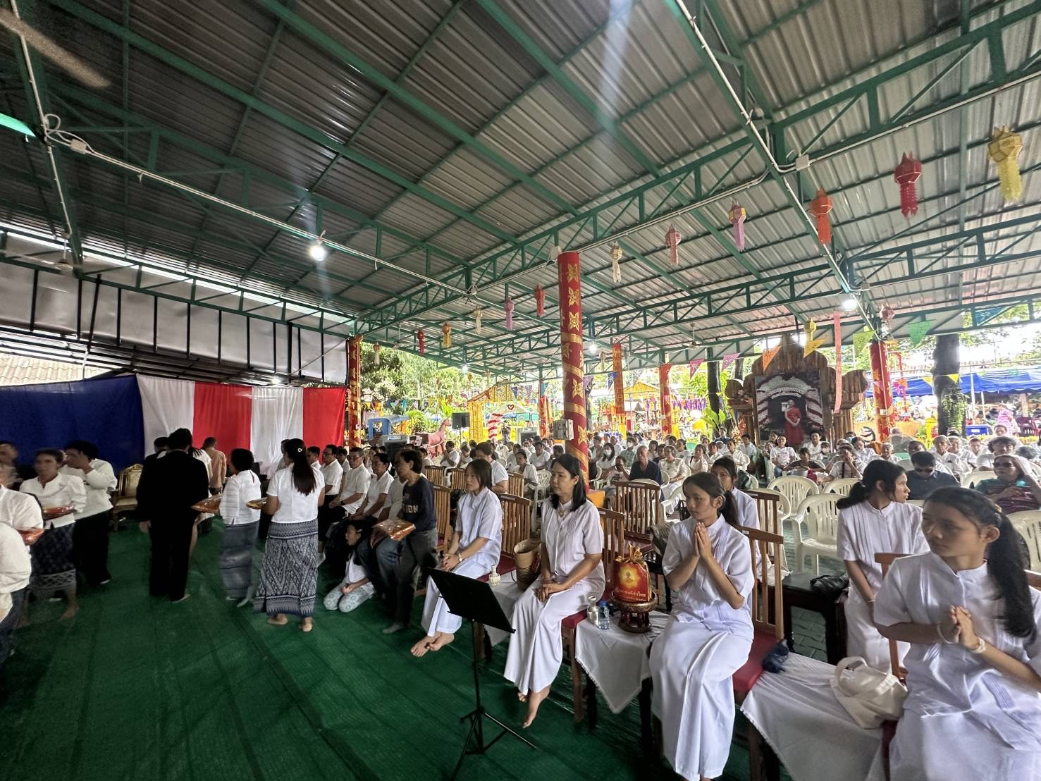 ภาพร่วมพิธีกรรมวัดหนองเหียง