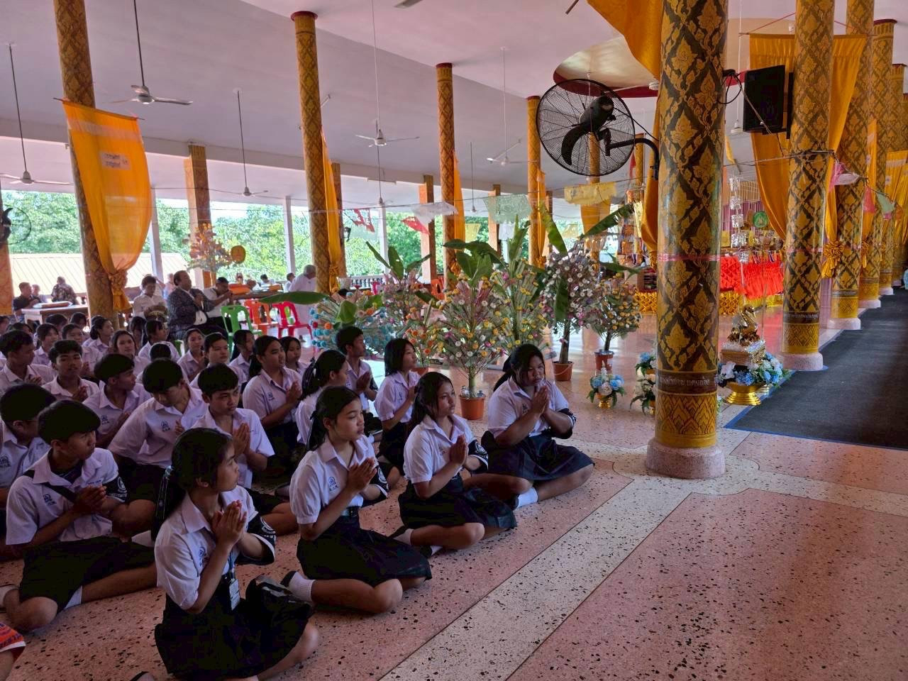 ภาพร่วมพิธีกรรมวัดธรรมจริยาวาส