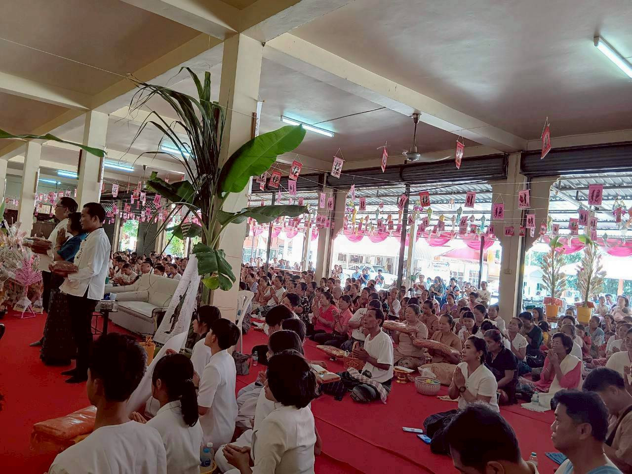 ภาพร่วมพิธีกรรมวัดมงคลคีรีเขต