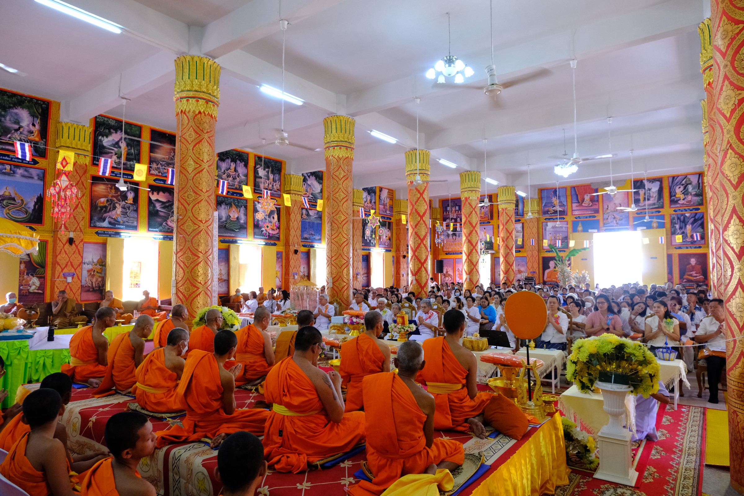 ภาพร่วมพิธีกรรมวัดดอนแก้ว