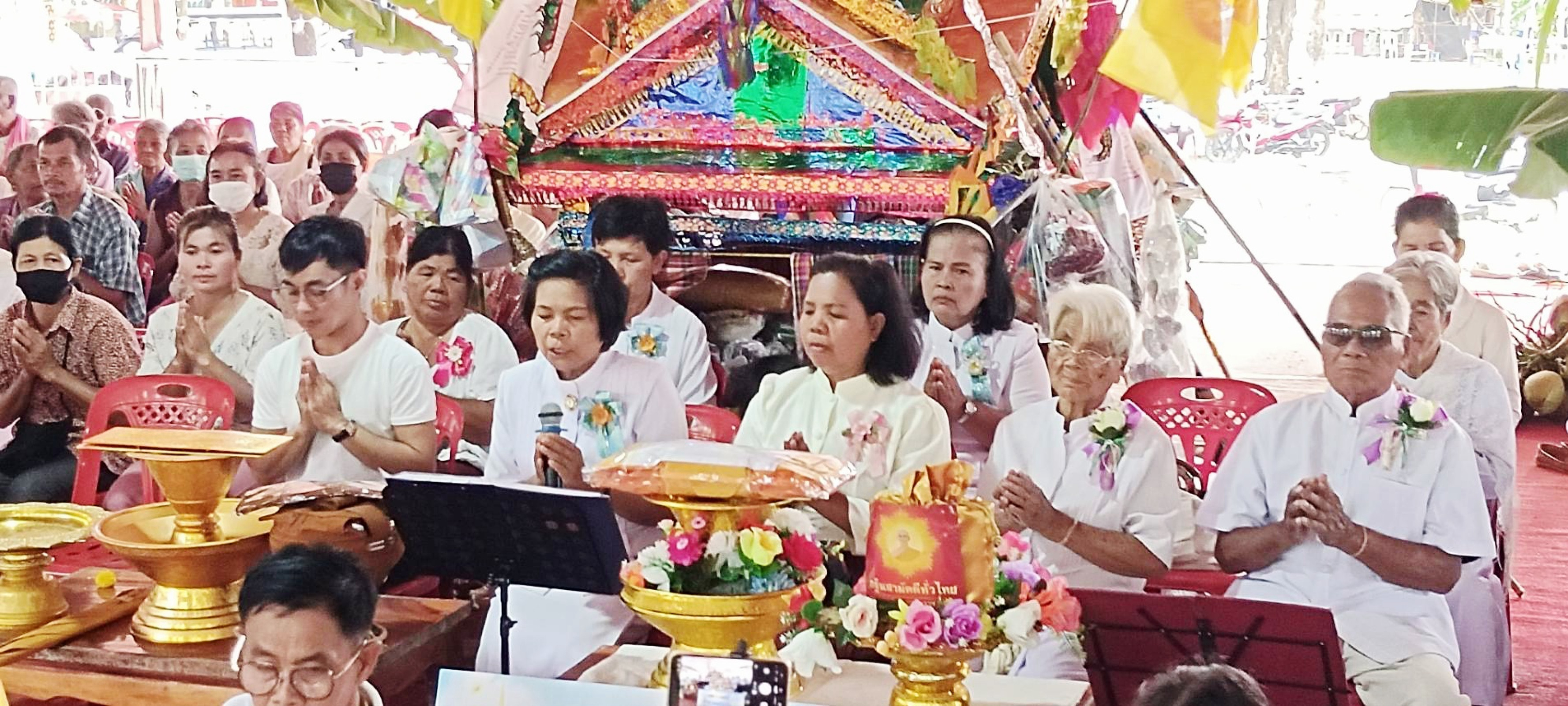 ภาพกล่าวคำถวายกฐินวัดโพธิ์ศรี