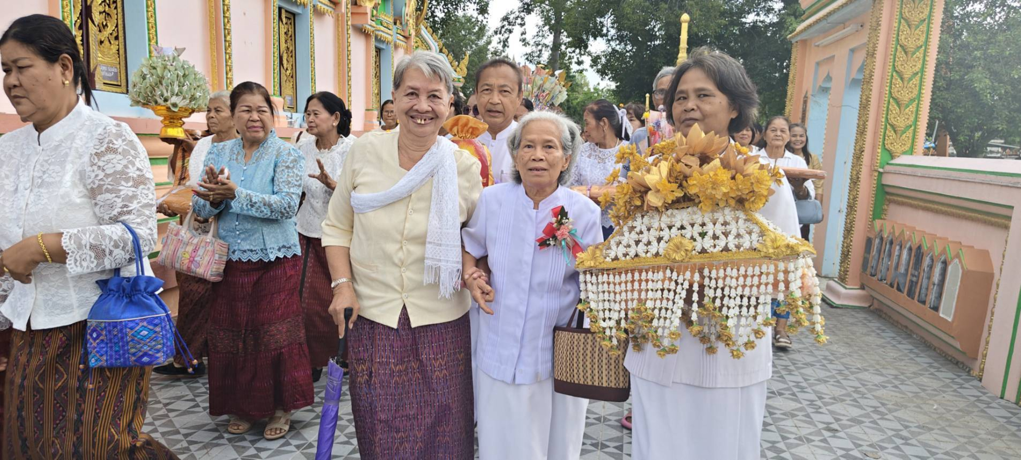 ภาพร่วมพิธีกรรมวัดอังกัญโคกบรรเลง
