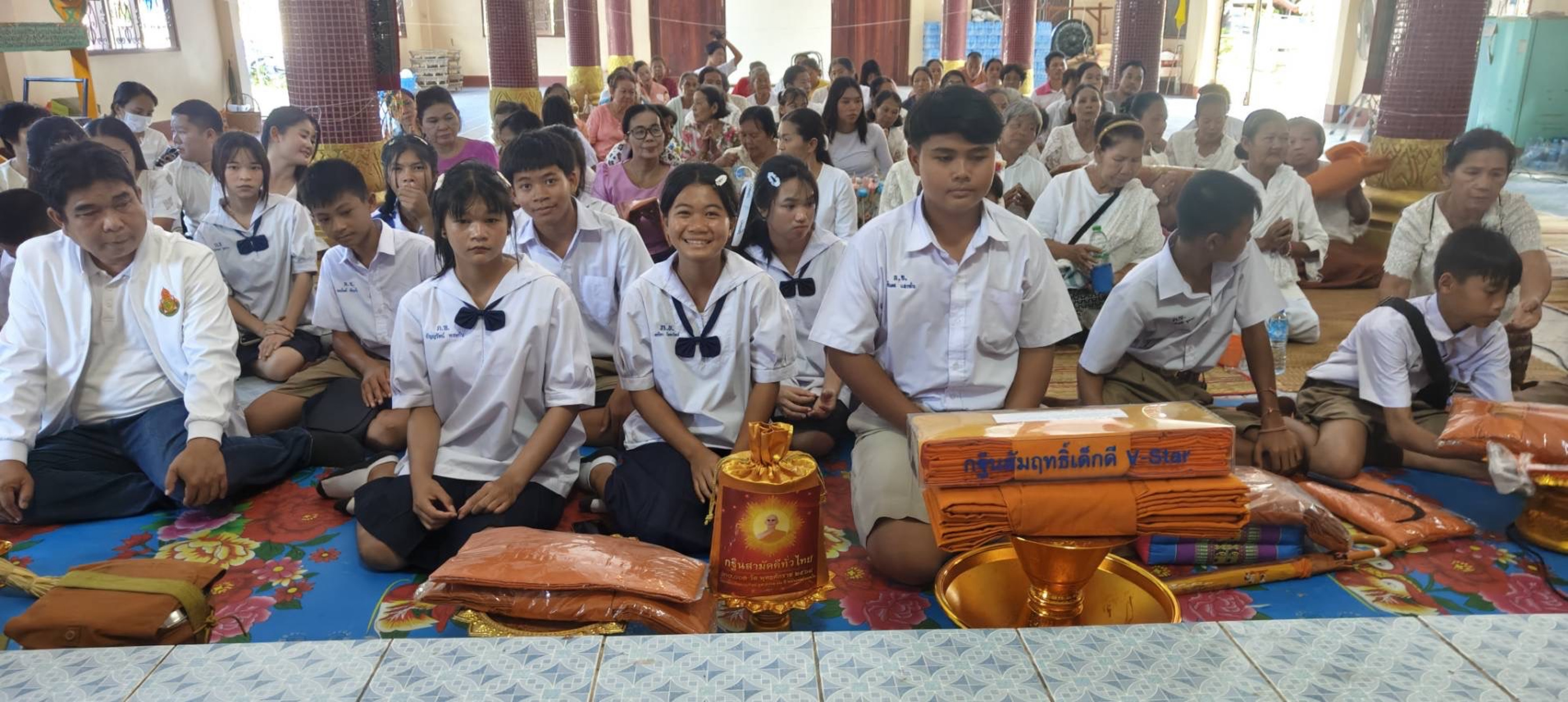 ภาพร่วมพิธีกรรมวัดนาคำ