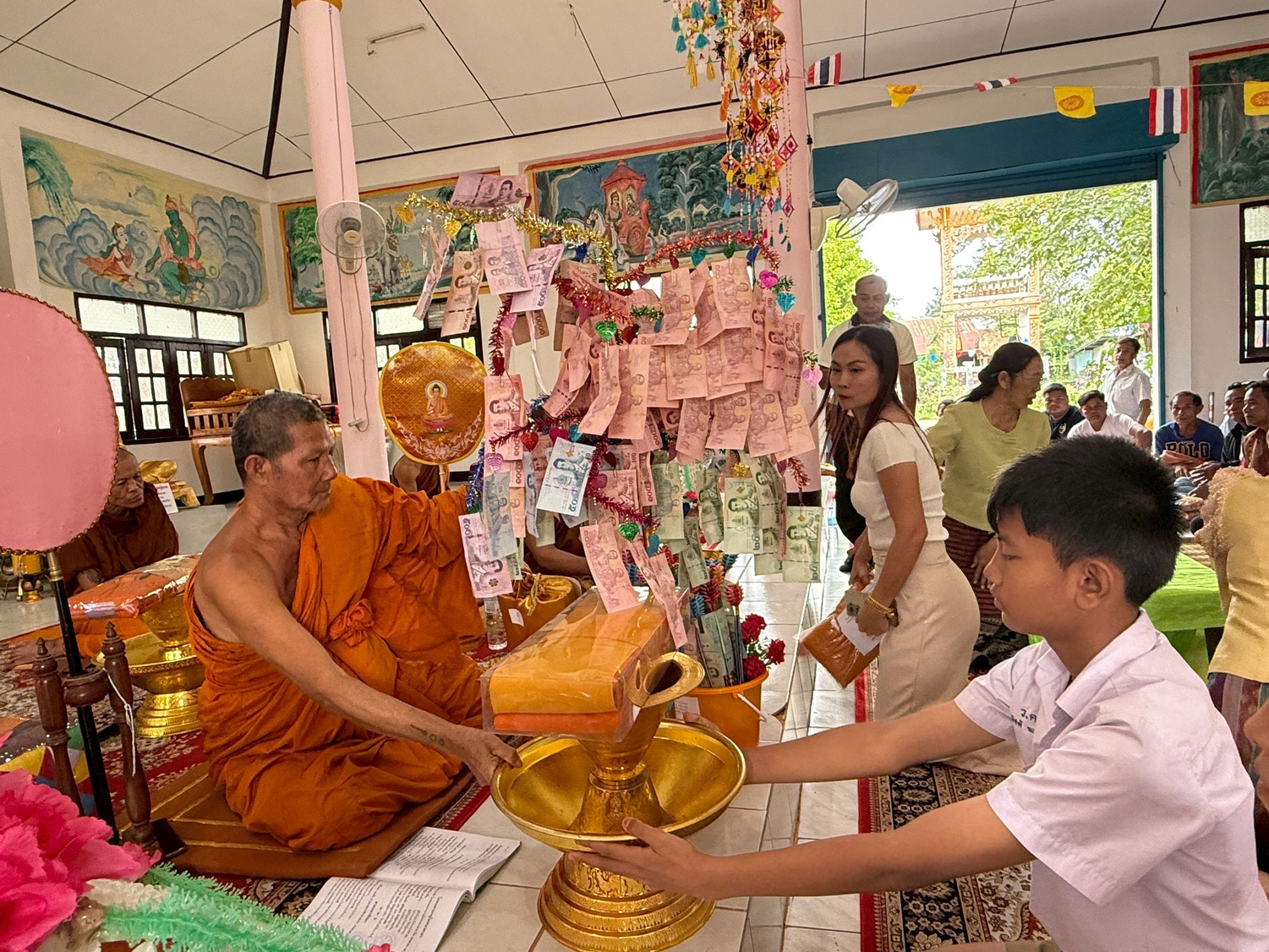 ภาพร่วมพิธีกรรมวัดวังแคน