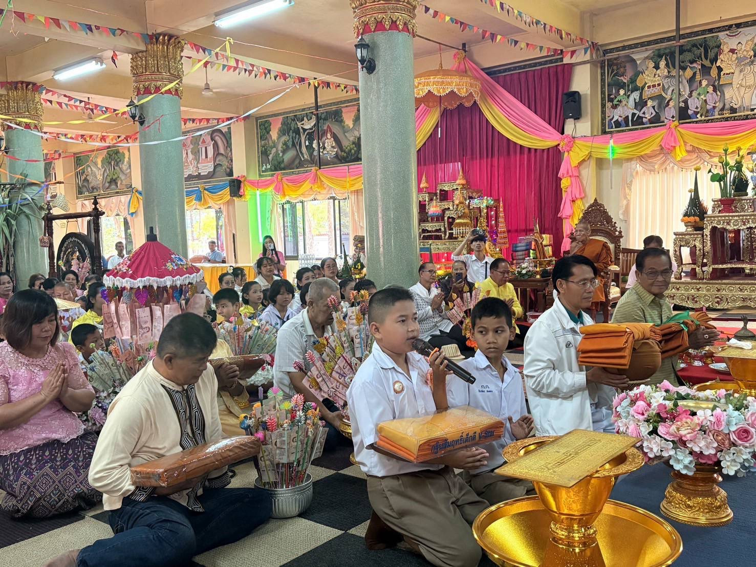 ภาพกล่าวคำถวายกฐินวัดไชยมงคล