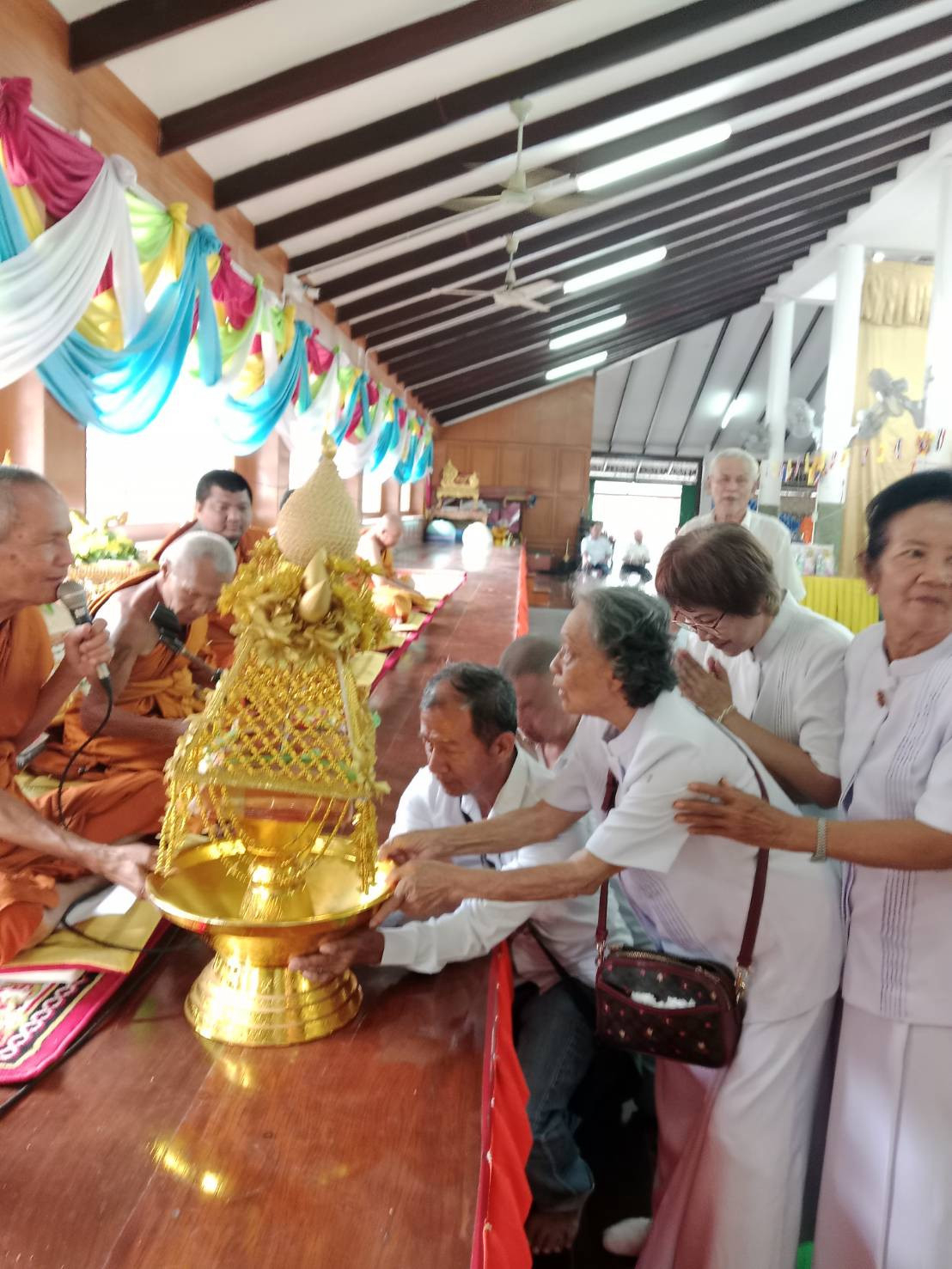 ภาพร่วมพิธีกรรมวัดกำมะเชียร