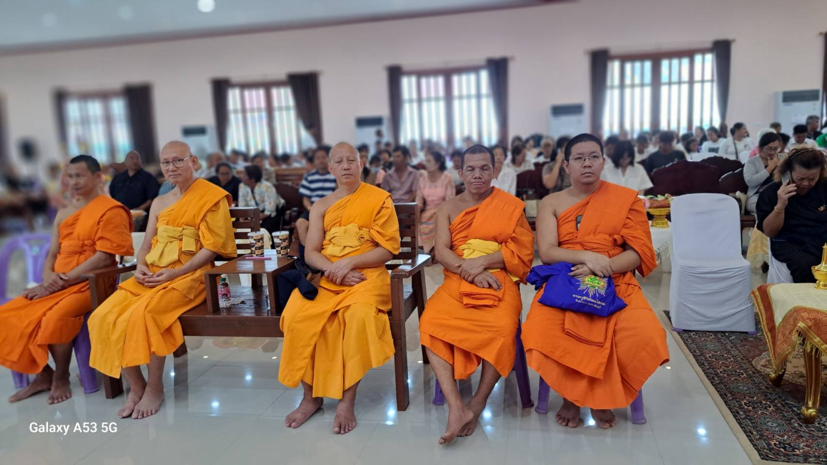 ภาพร่วมพิธีกรรมวัดหัวกรด