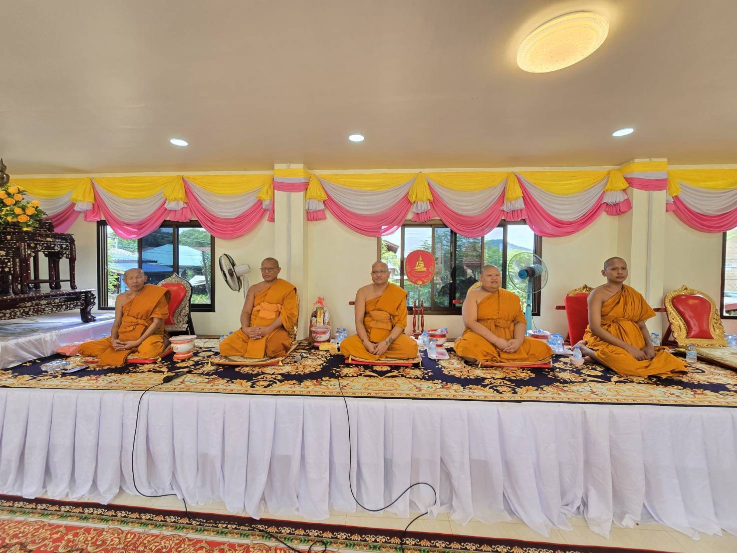 วัดหลุบเลา