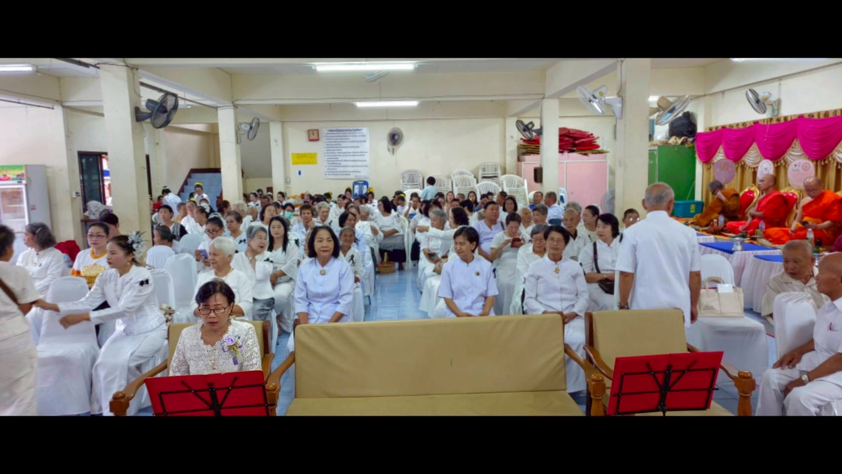 ภาพร่วมพิธีกรรมวัดศรีมิ่งแก้ว