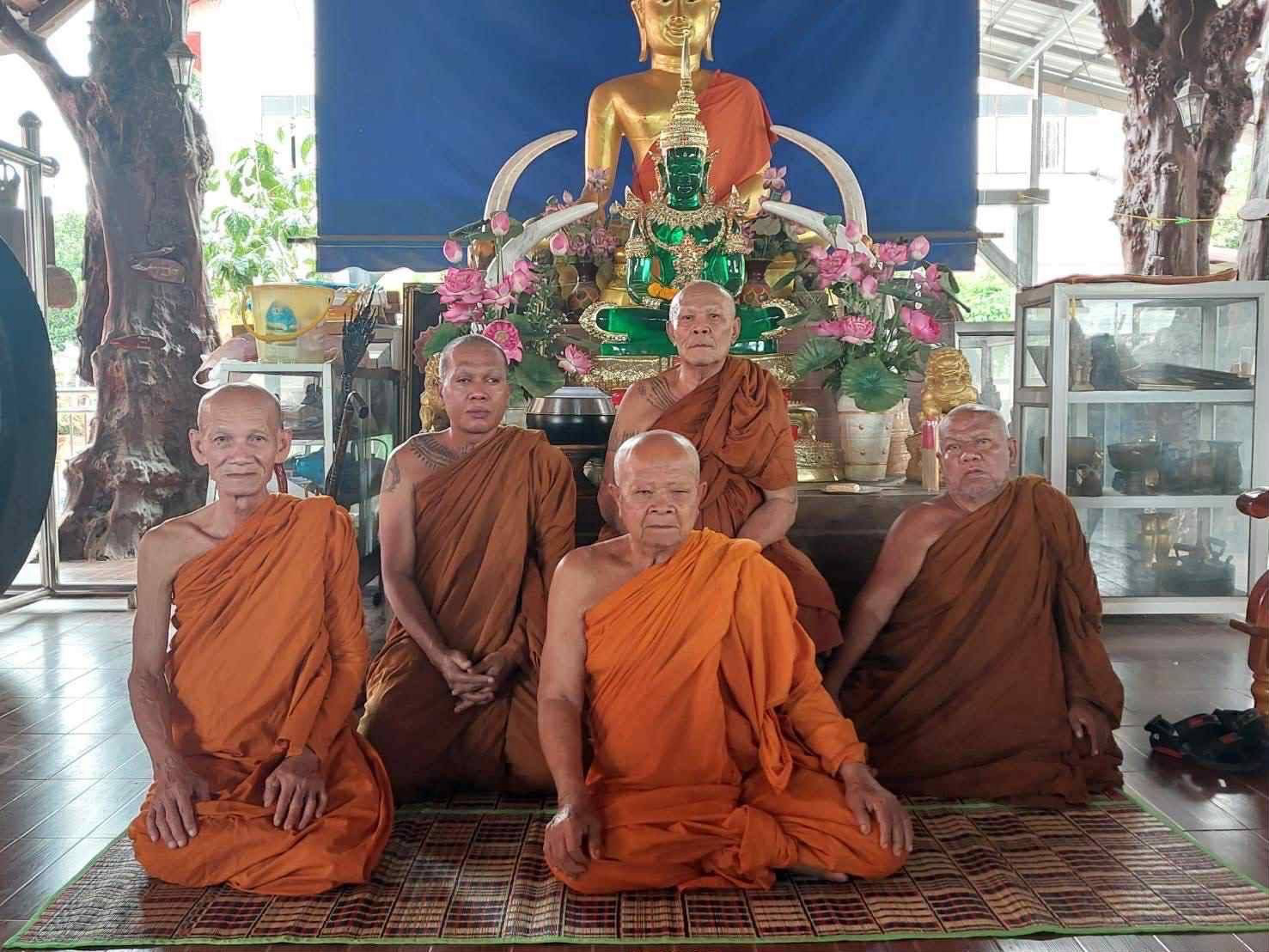 วัดศรีสว่าง