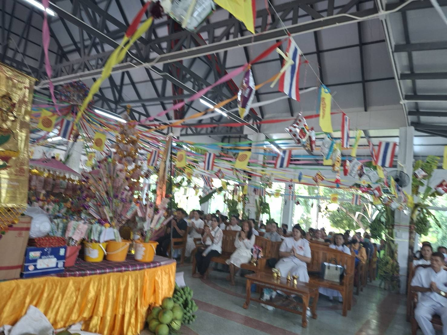 ภาพร่วมพิธีกรรมวัดโคกเปราะหอม