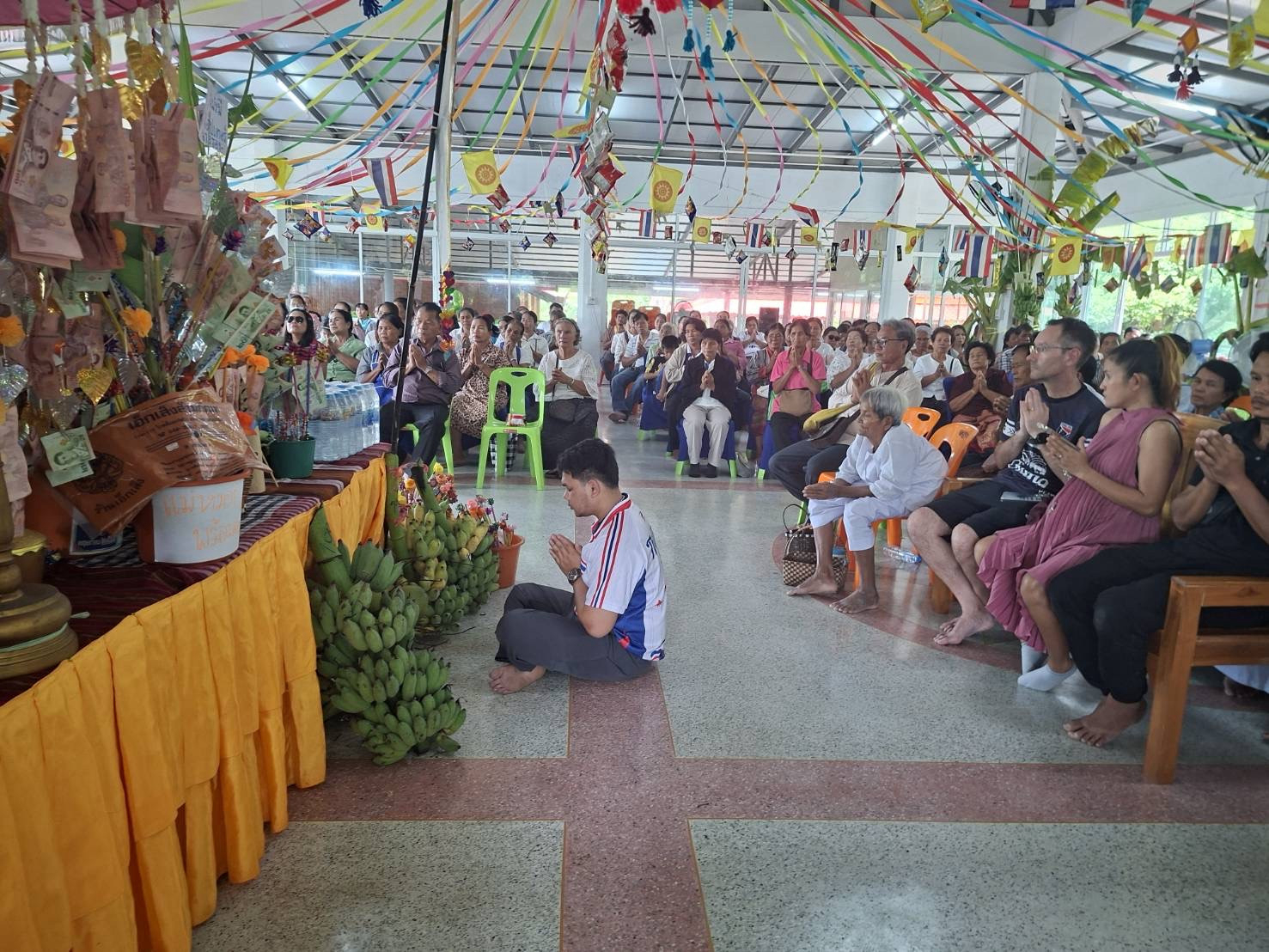 ภาพร่วมพิธีกรรมวัดโคกเปราะหอม